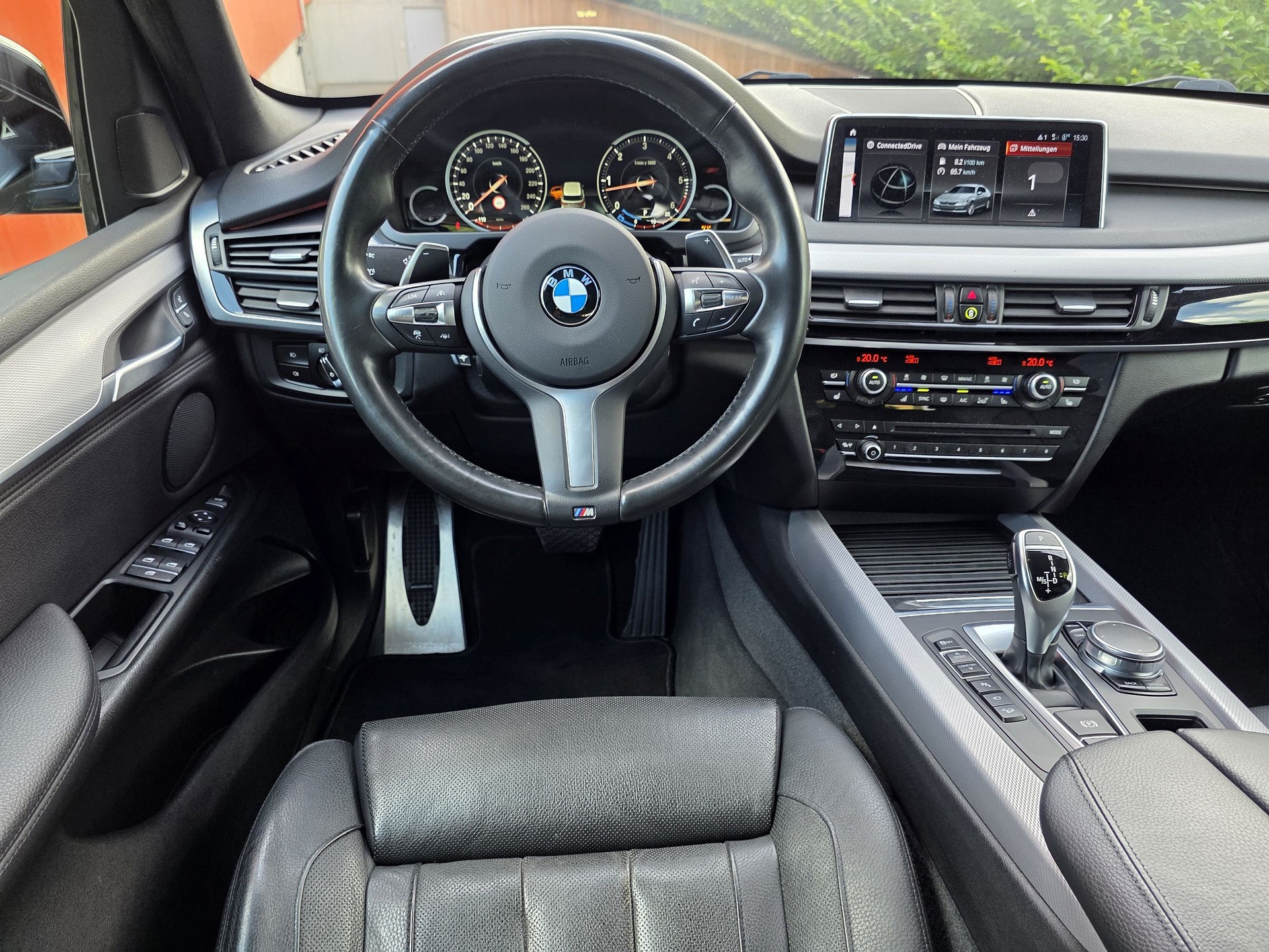 BMW X5 xDrive 40d M-Paket Steptronic-image-11