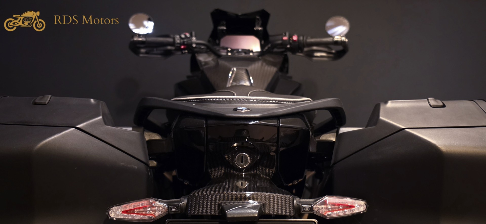 BMW S 1000 XR ABS Black Edition - Carbone & Akrapovic-image-13
