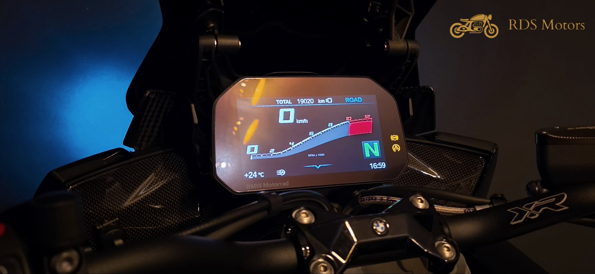 BMW S 1000 XR ABS Black Edition - Carbone & Akrapovic-image-14
