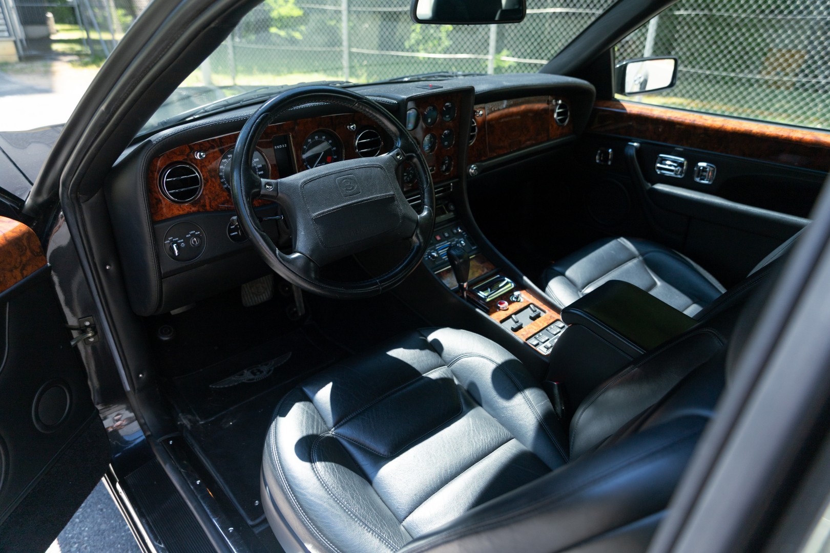 BENTLEY Continental T Coupé-image-10