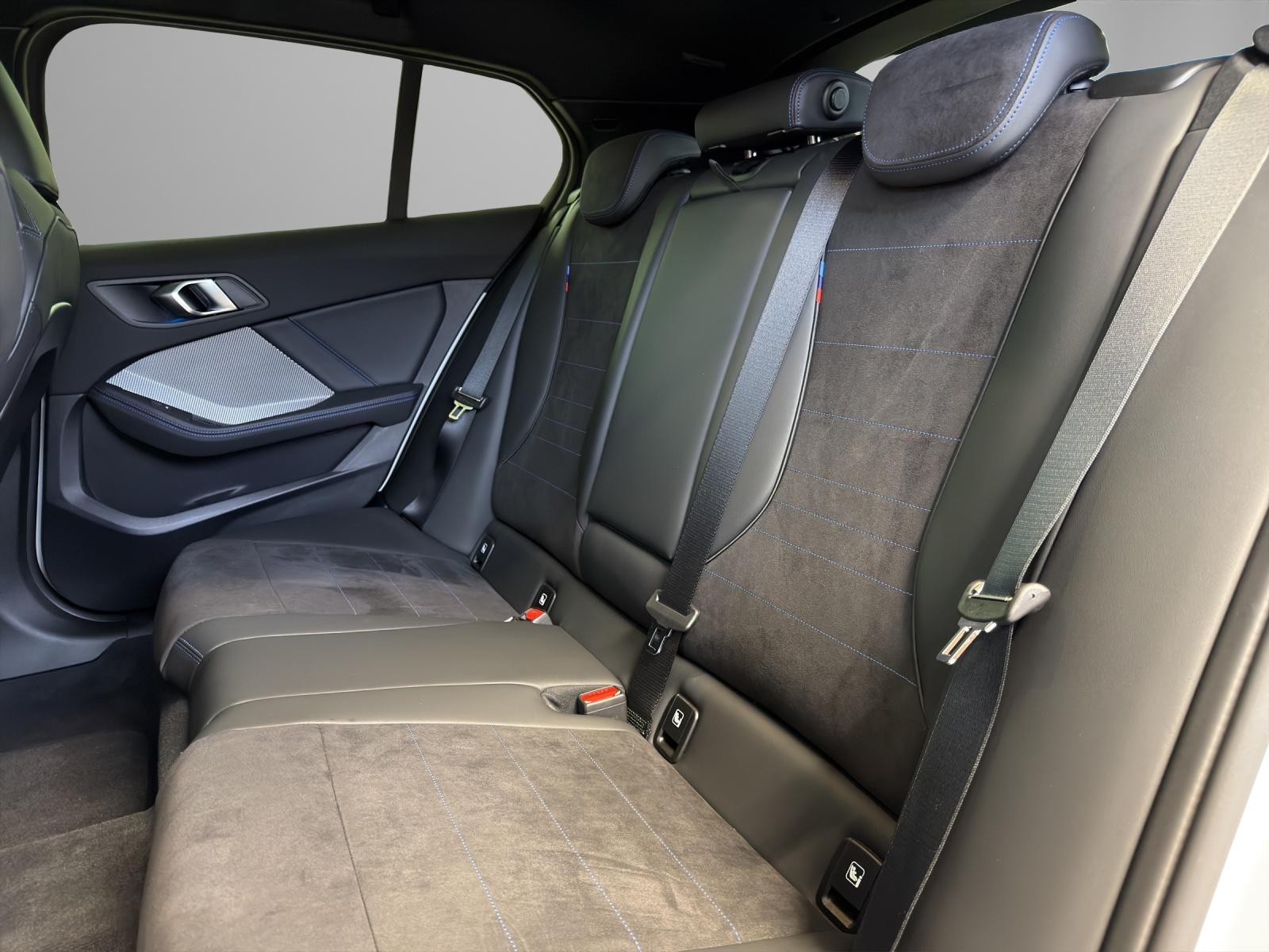 BMW 123 xDrive-image-19