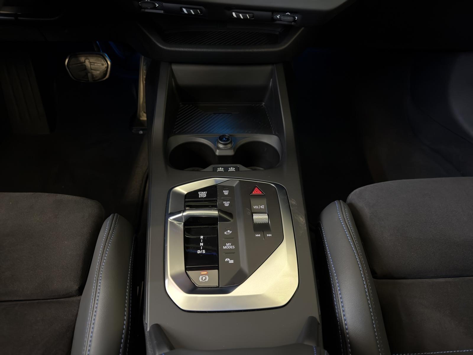 BMW 123 xDrive-image-14