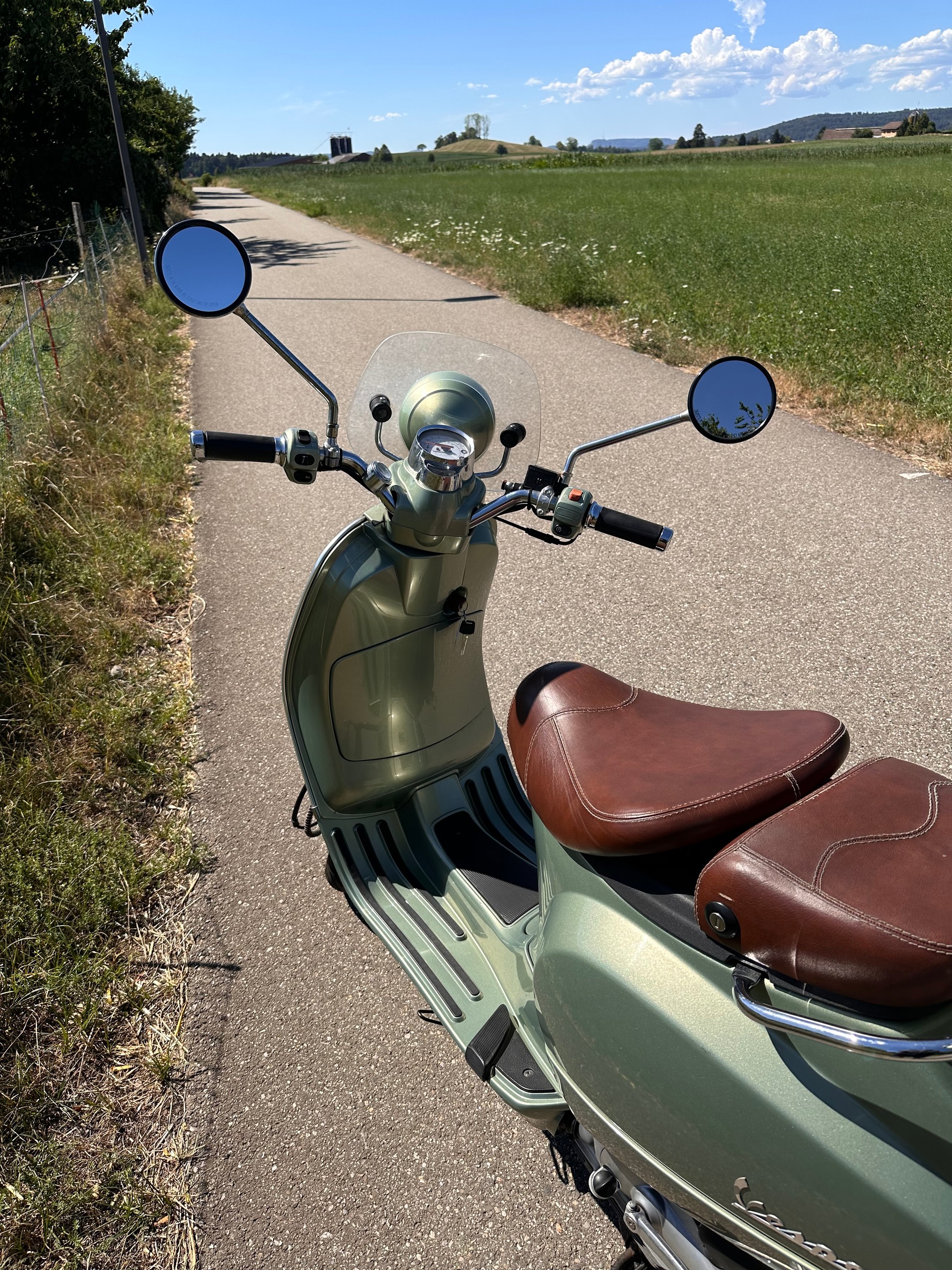 PIAGGIO Vespa 125 LXV-image-4