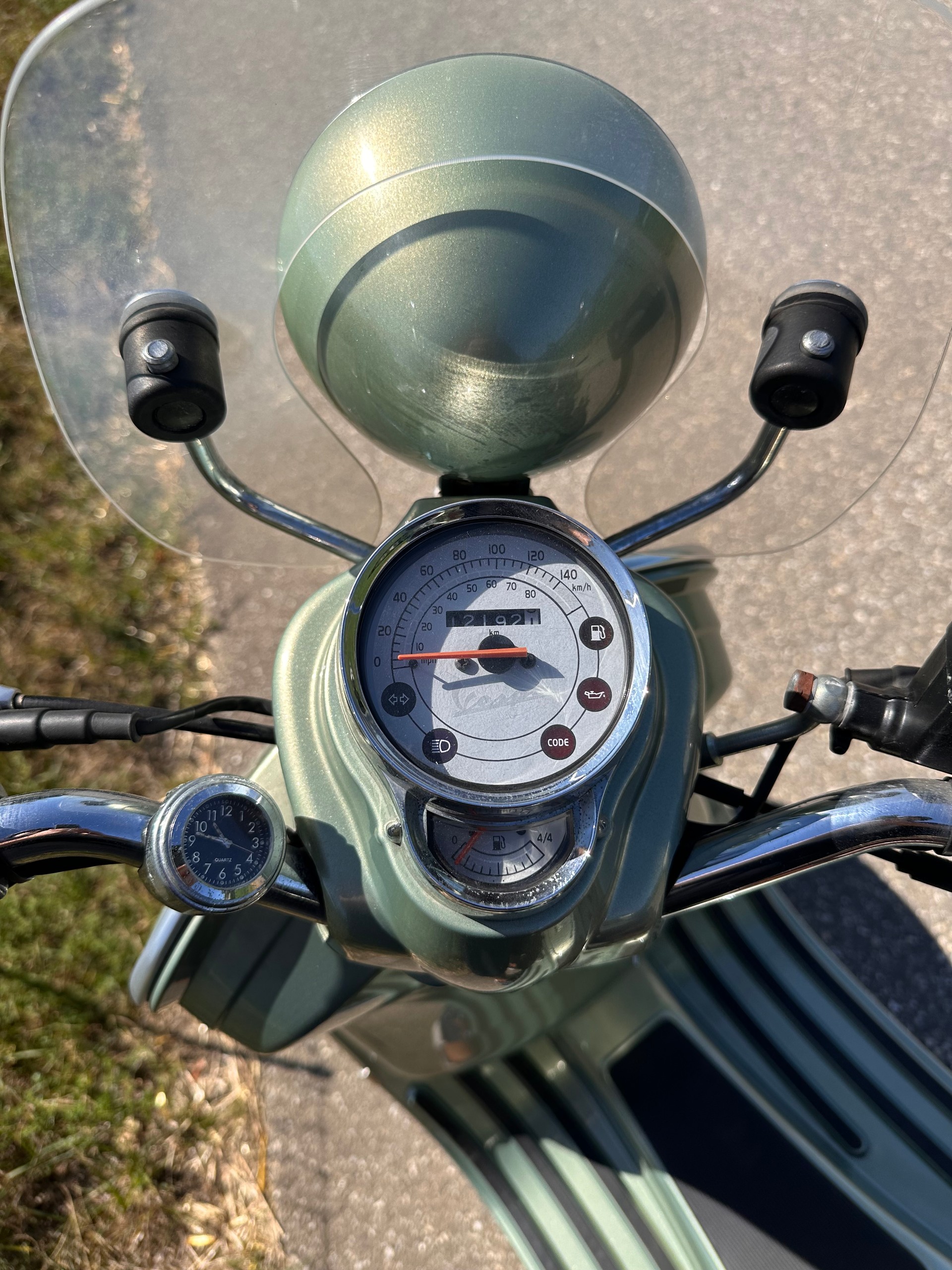 PIAGGIO Vespa 125 LXV-image-2