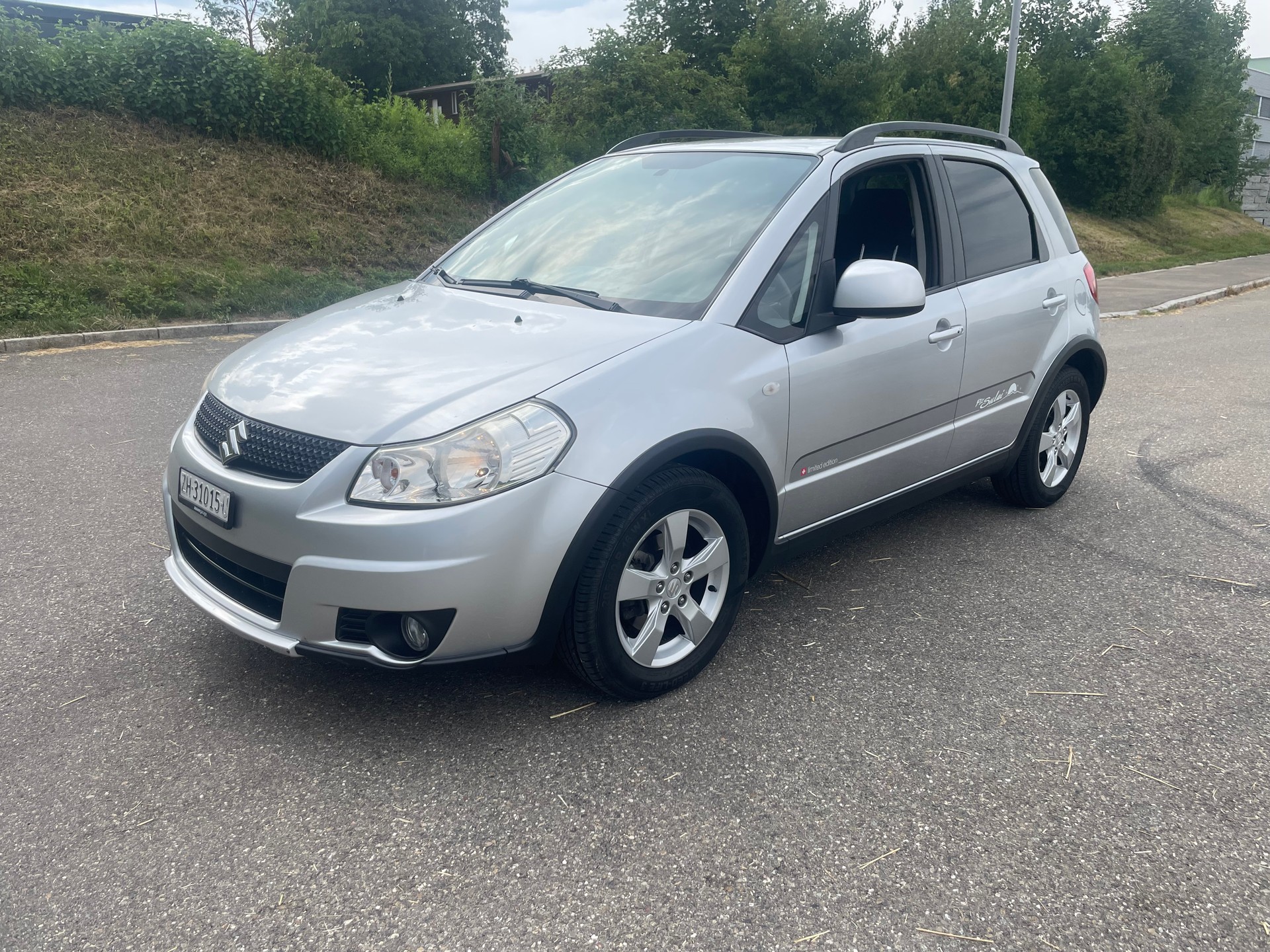 SUZUKI SX4 1.6 16V GL Top Piz Sulai 4WD Automatic-image-1