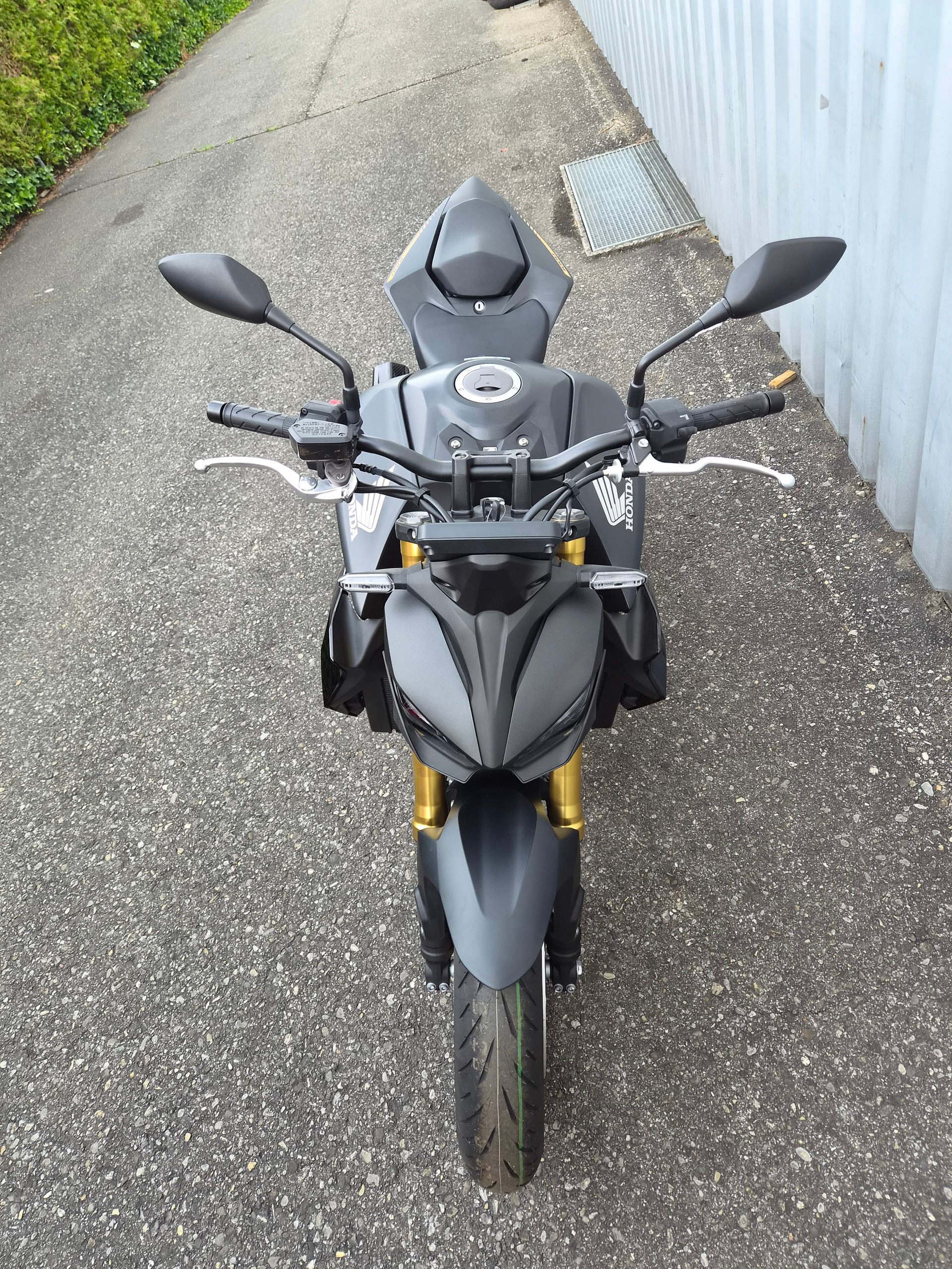 HONDA CB 1000 HORNET SP-showroom-element-3