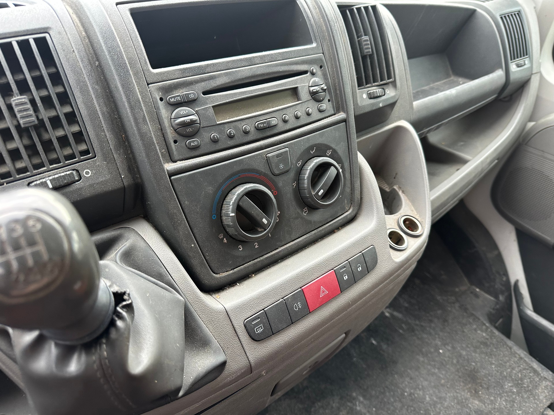 FIAT Ducato 15 2.3 JTD-image-3