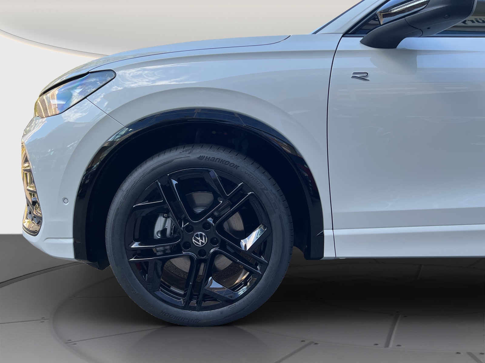 VW Tiguan 2.0 TSI DSG R-Line 4Motion-image-7
