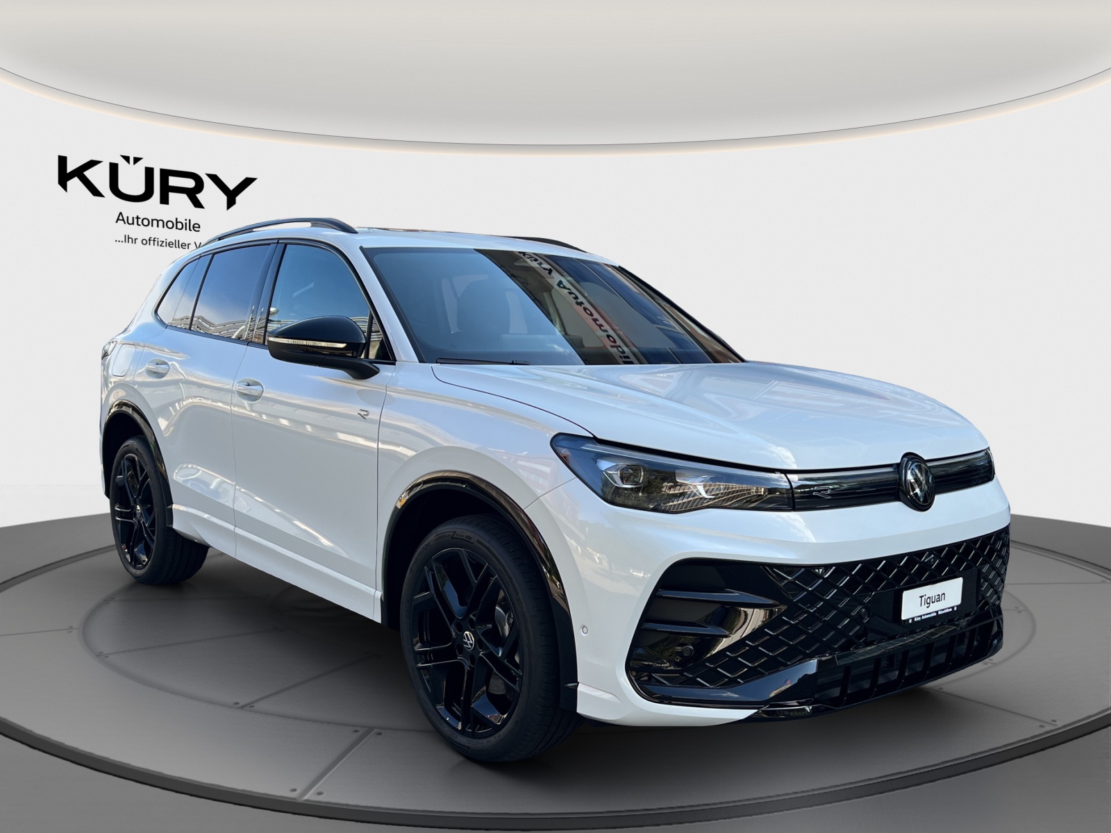 VW Tiguan 2.0 TSI DSG R-Line 4Motion-showroom-element-2