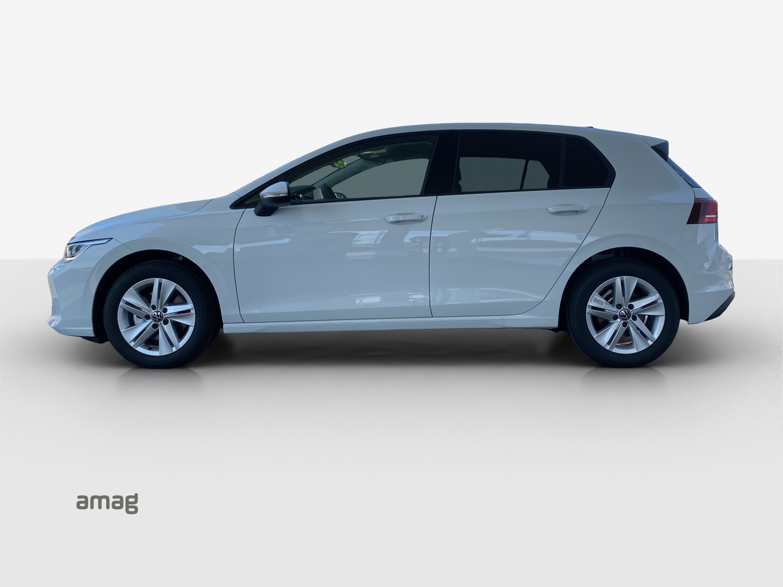 VW Golf 1.5 e TSI mHEV Value DSG-image-1