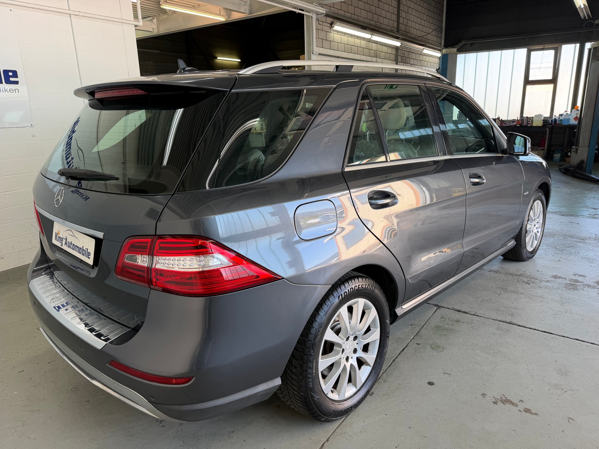 MERCEDES-BENZ ML 350 BlueEfficiency Edition 4Matic 7G-Tronic | Ab MFK 07.2025 | Airmatic | Assistenz Paket-image-6