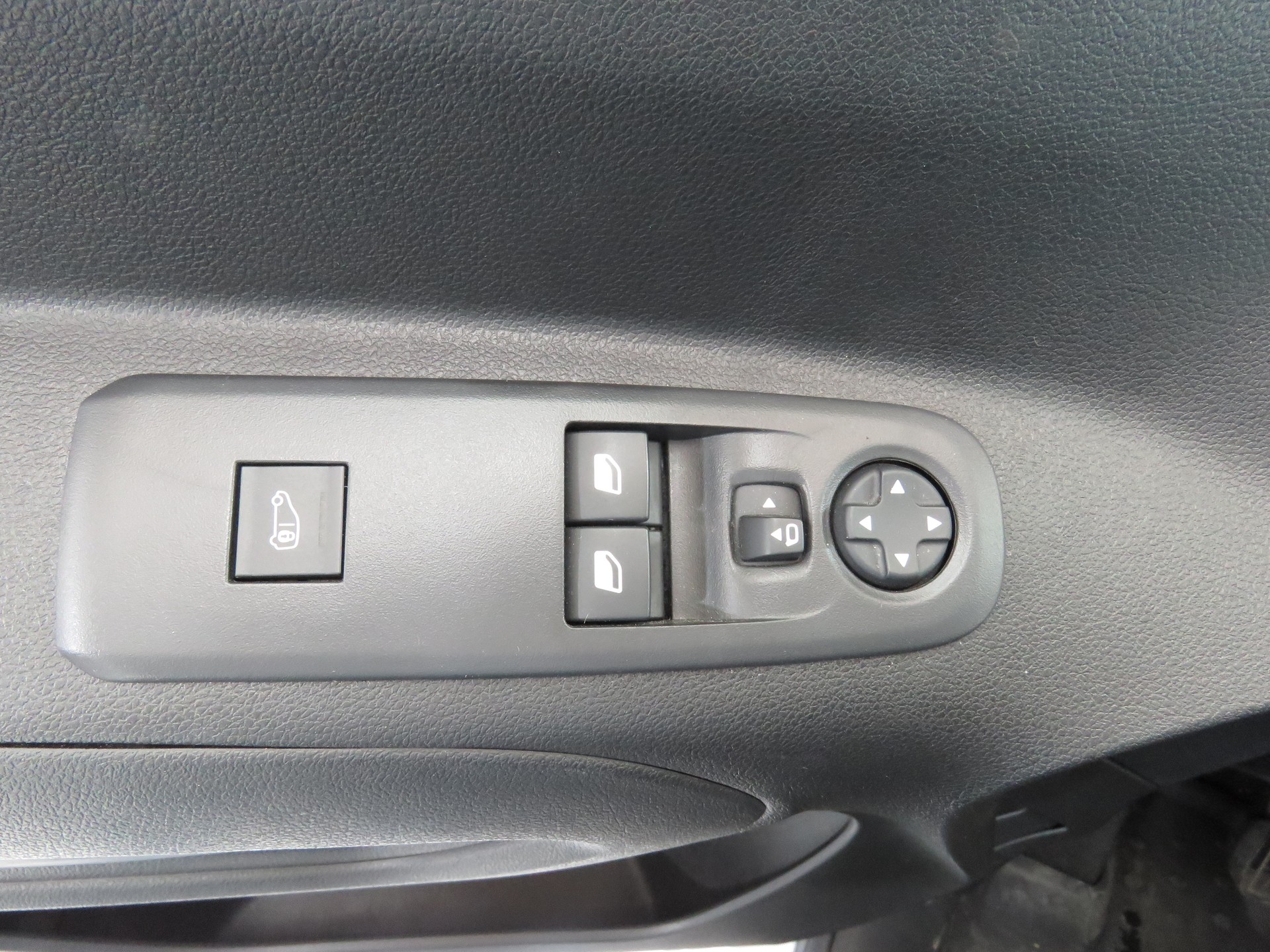 FIAT Doblo 1.2 PureTech L1 Pro 3-Plätzer (NL 581 kg)-image-6