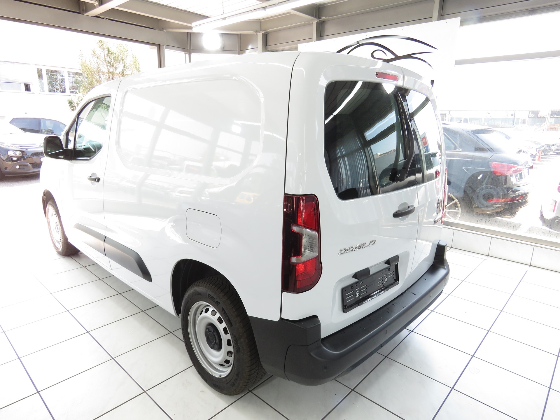 FIAT Doblo 1.2 PureTech L1 Pro 3-Plätzer (NL 581 kg)-image-2