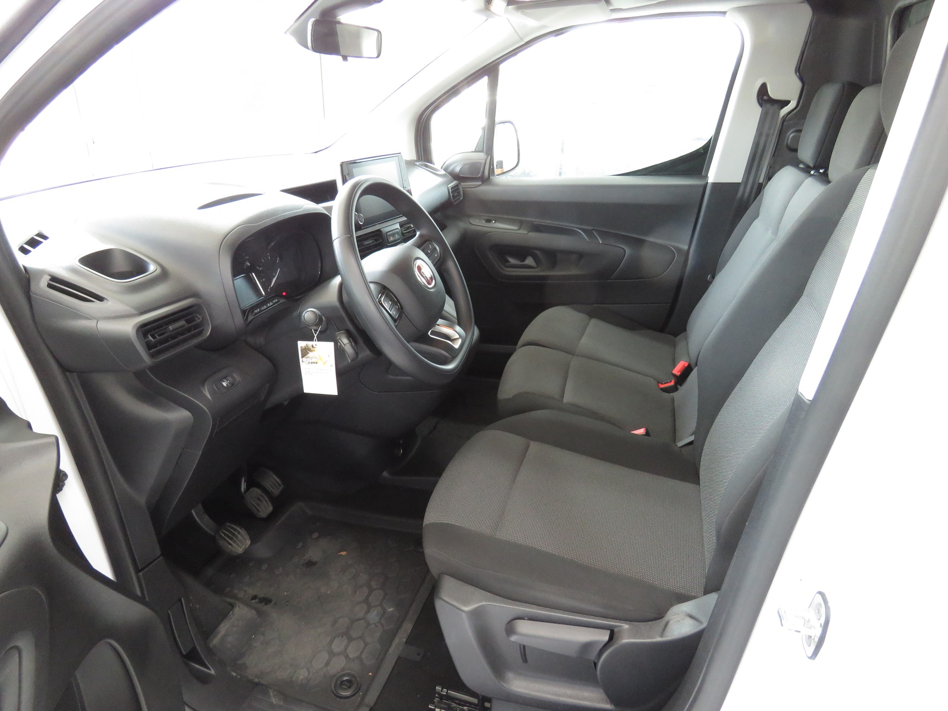 FIAT Doblo 1.2 PureTech L1 Pro 3-Plätzer (NL 581 kg)-image-5