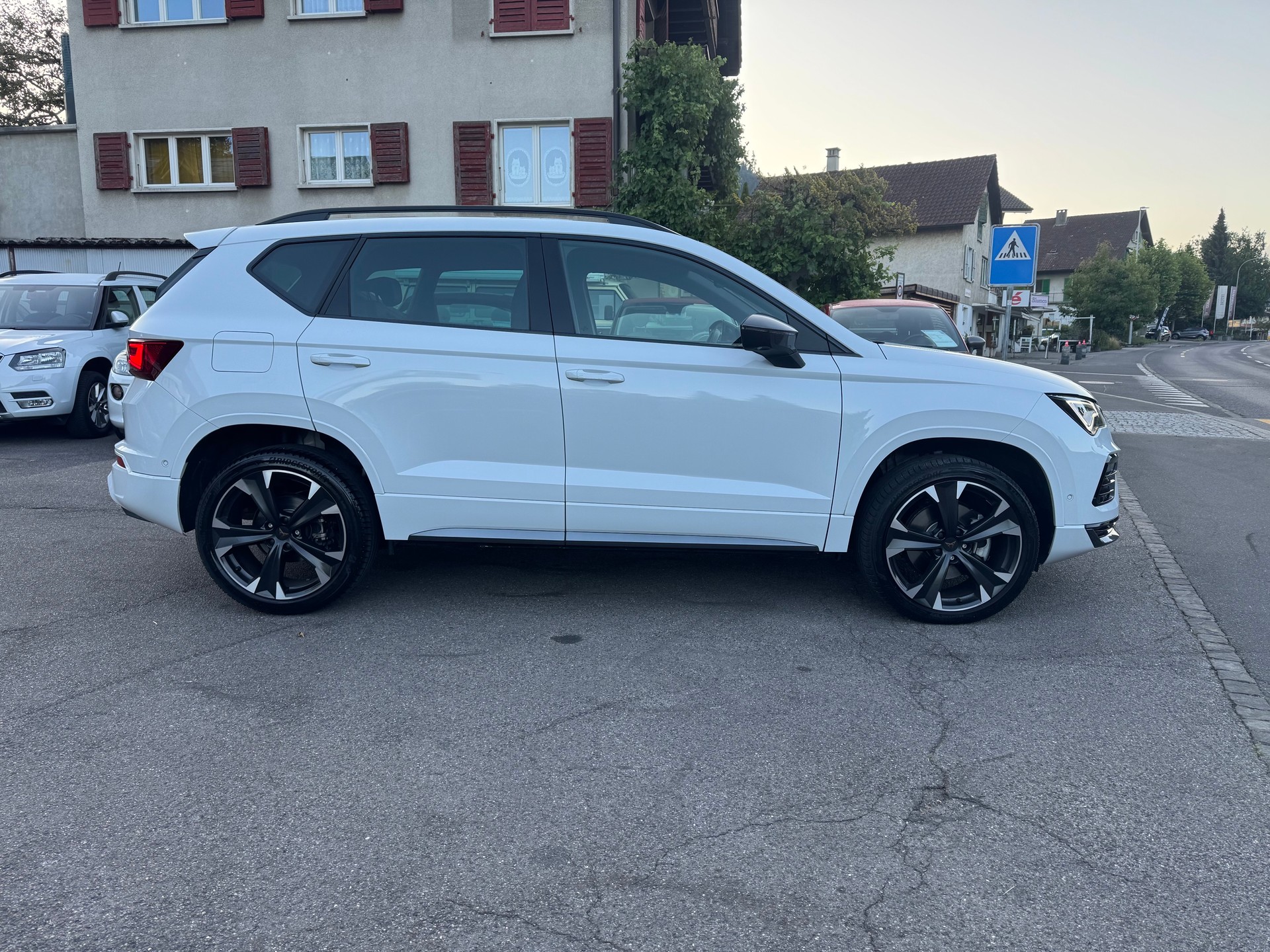 CUPRA Ateca 2.0TSI 4Drive DSG-image-4