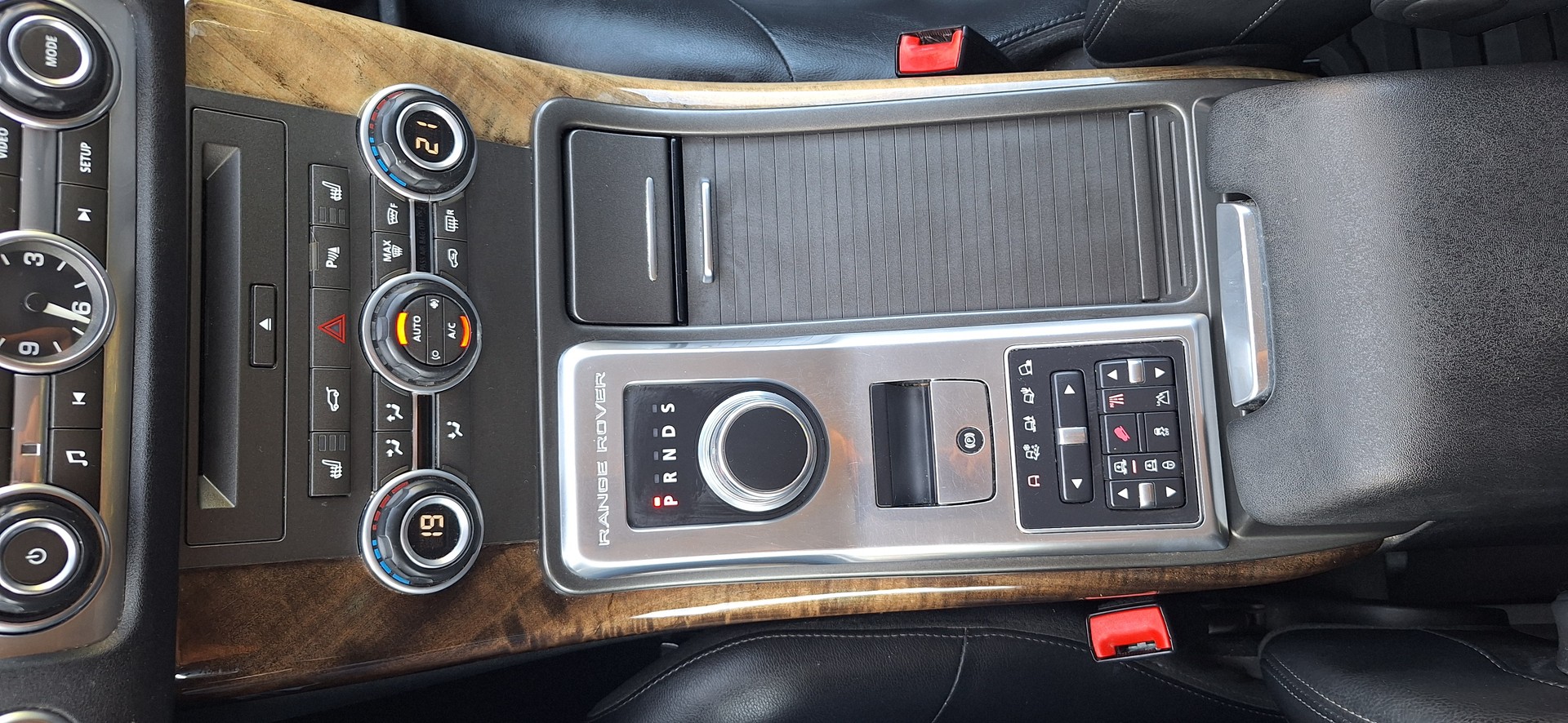 LAND ROVER Range Rover Sport 3.0 TDV6 Zermatt Automatic-image-26