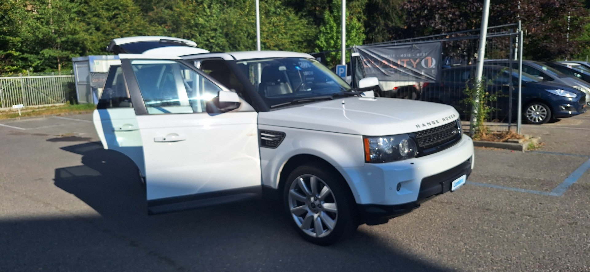 LAND ROVER Range Rover Sport 3.0 TDV6 Zermatt Automatic-image-21