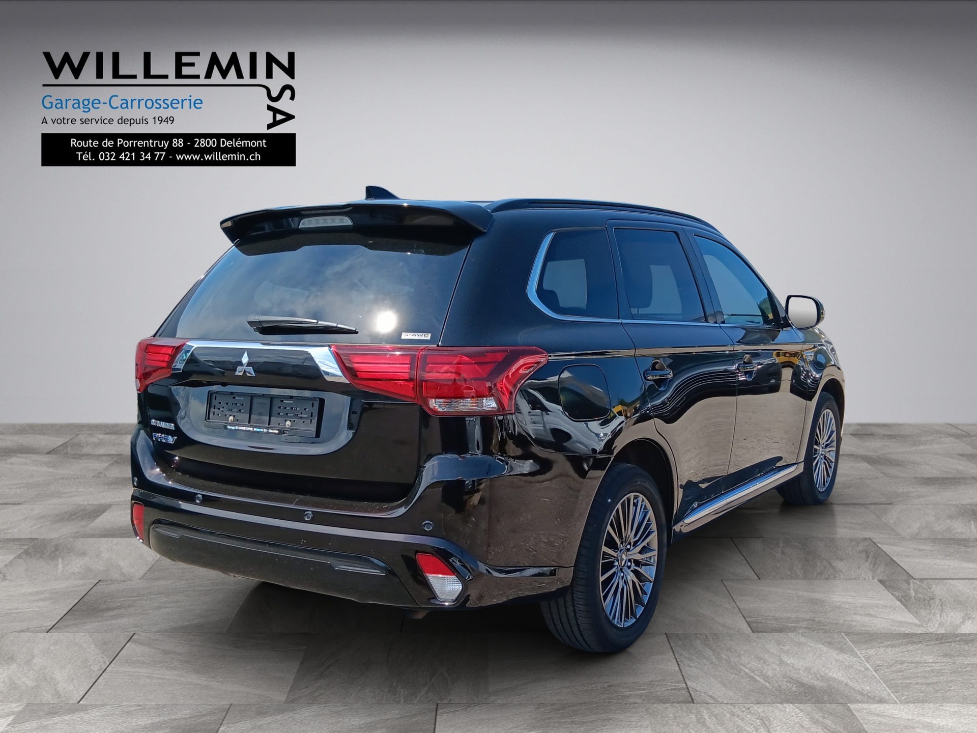 MITSUBISHI Outlander 2.4 PHEV Diamond S-Edition 4WD Automatic-image-4
