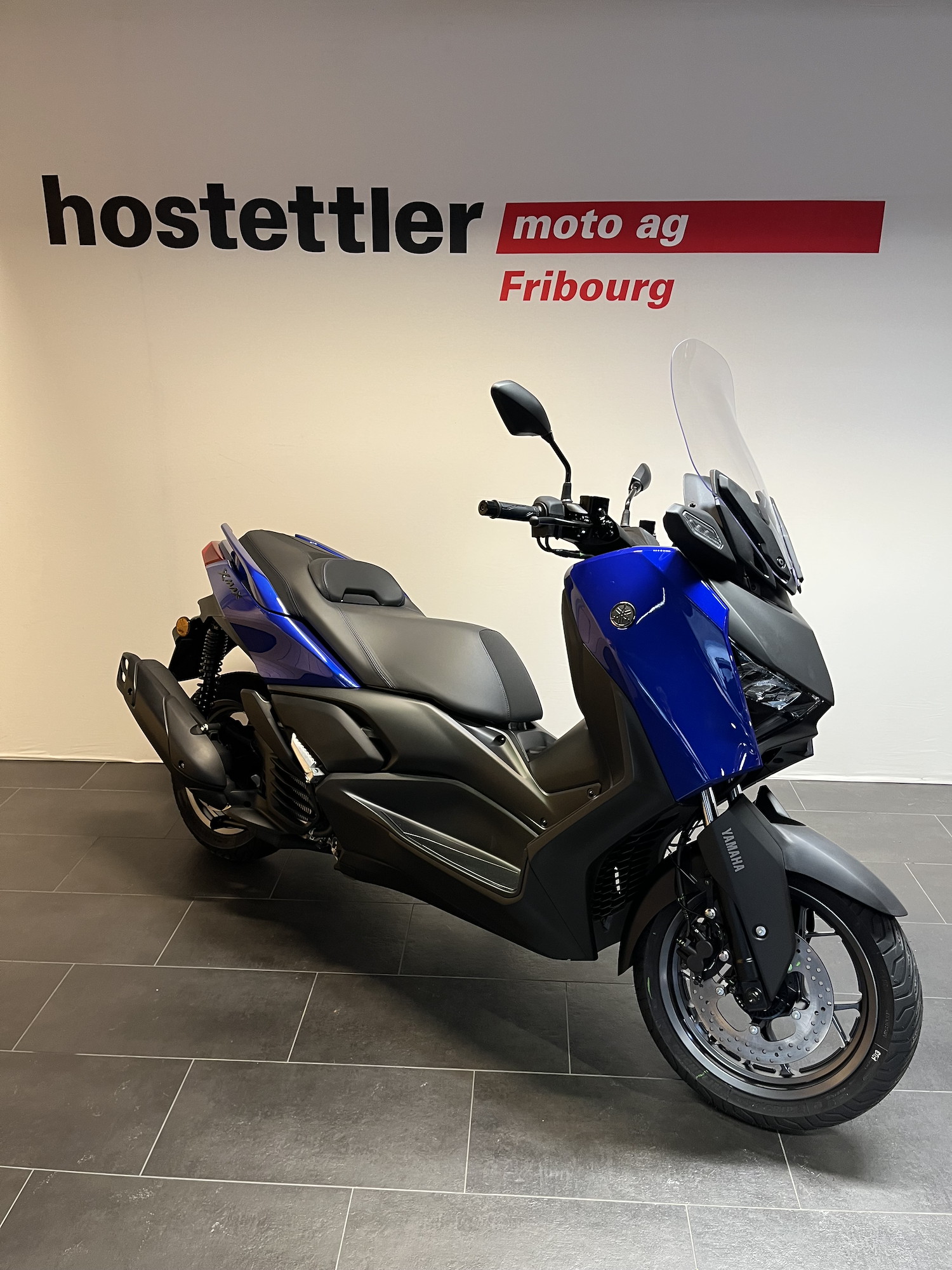 YAMAHA XMAX 125