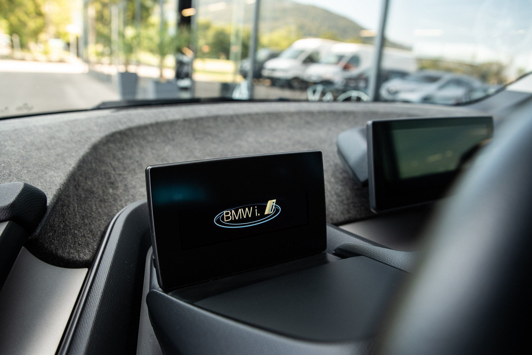 BMW i3s (94Ah) Range Extender Hybrid-image-10