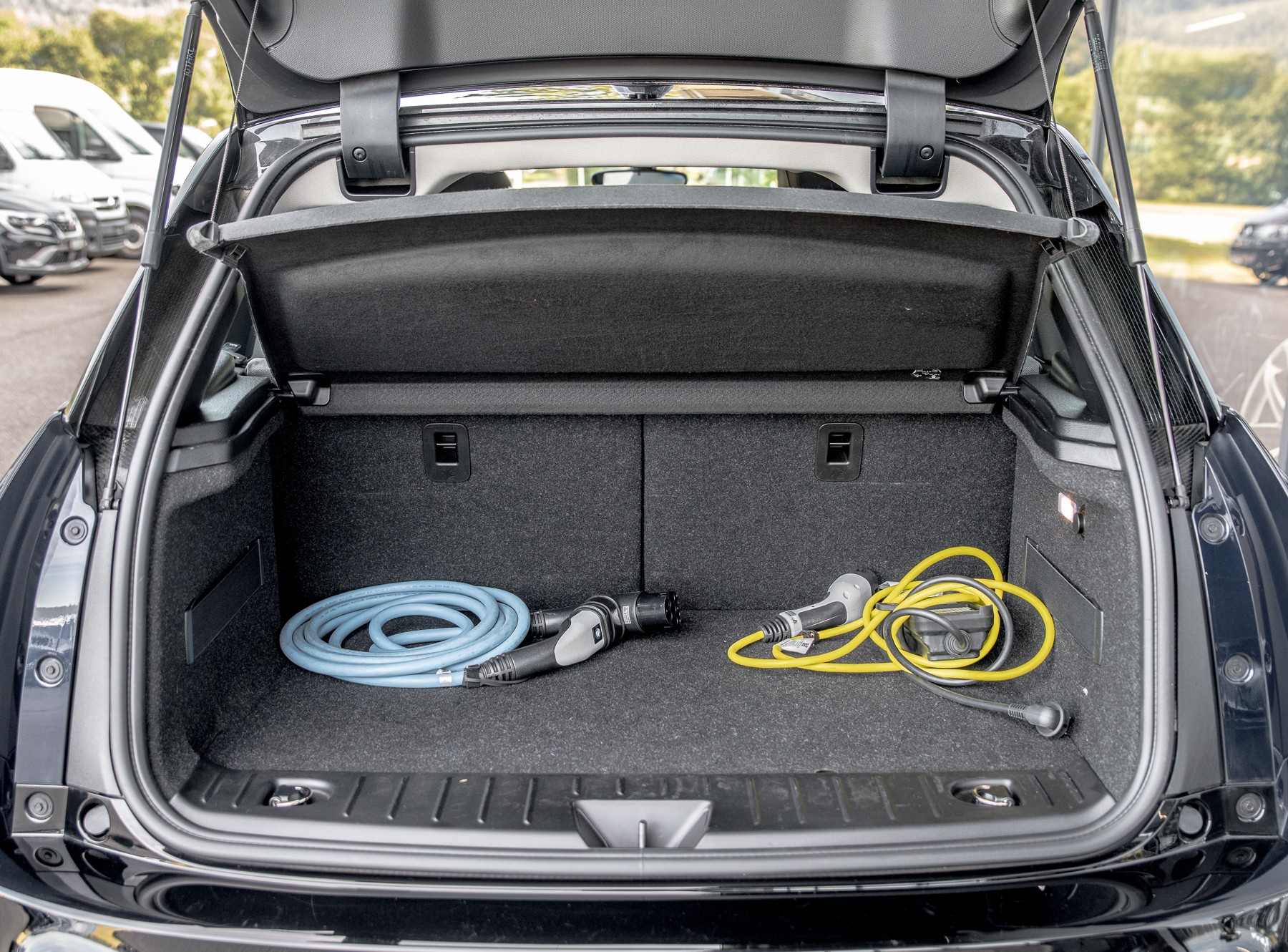 BMW i3s (94Ah) Range Extender Hybrid-image-5