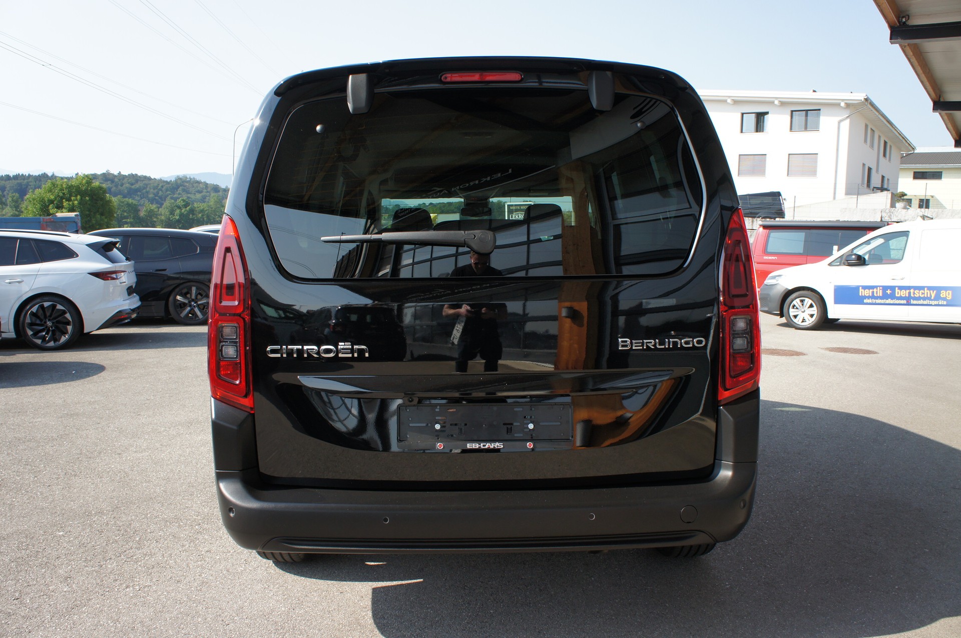 CITROEN Berlingo XL 1.5 BlueHDi 7 Plätze Max EAT8-image-3