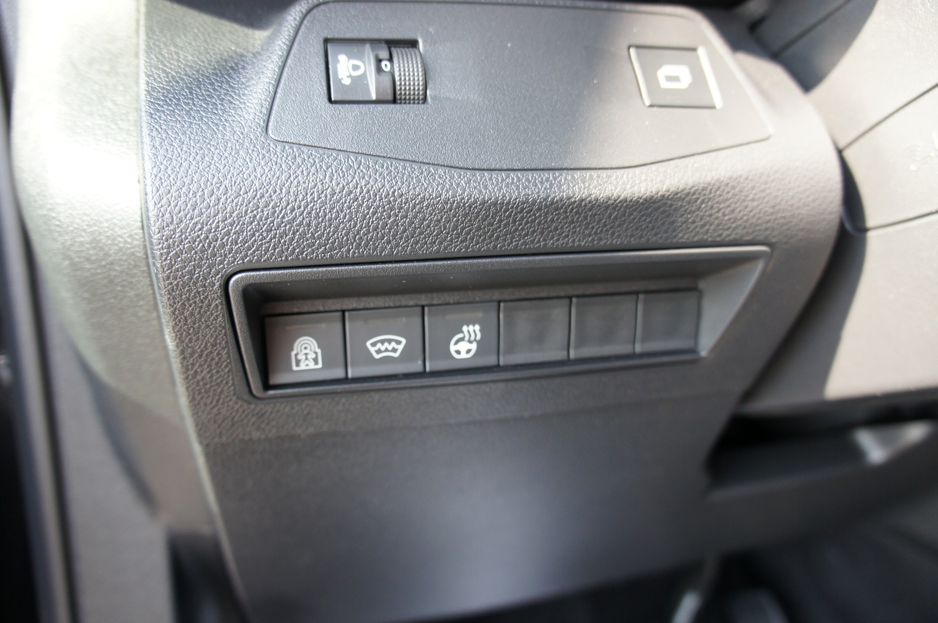 CITROEN Berlingo XL 1.5 BlueHDi 7 Plätze Max EAT8-image-22