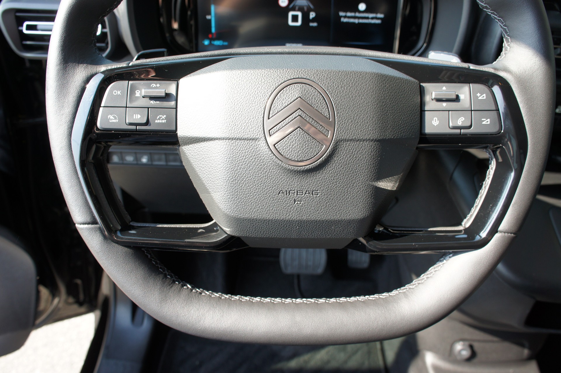 CITROEN Berlingo XL 1.5 BlueHDi 7 Plätze Max EAT8-image-24