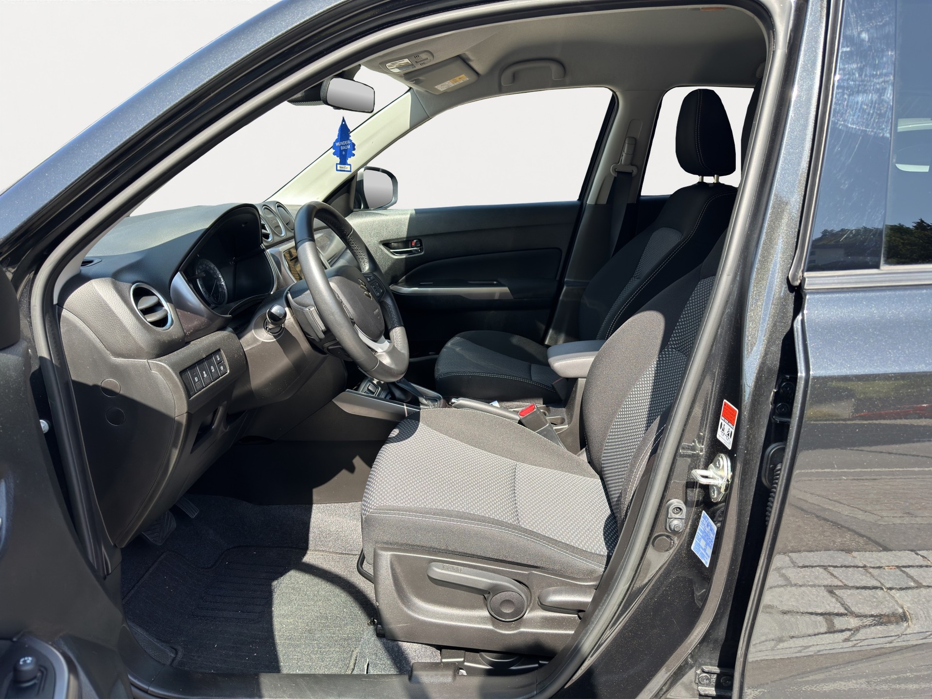 SUZUKI Vitara 1.4 Boosterjet Compact + Hybrid Automatic-image-7
