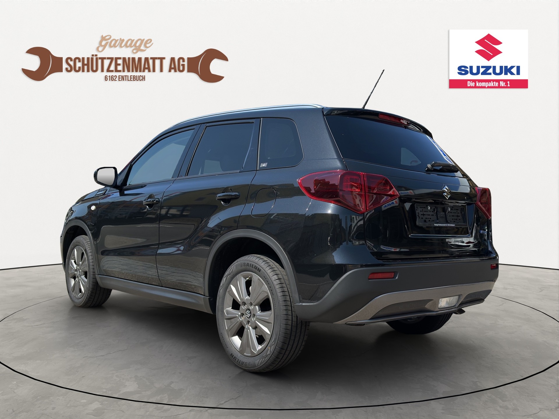 SUZUKI Vitara 1.4 Boosterjet Compact + Hybrid Automatic-image-3