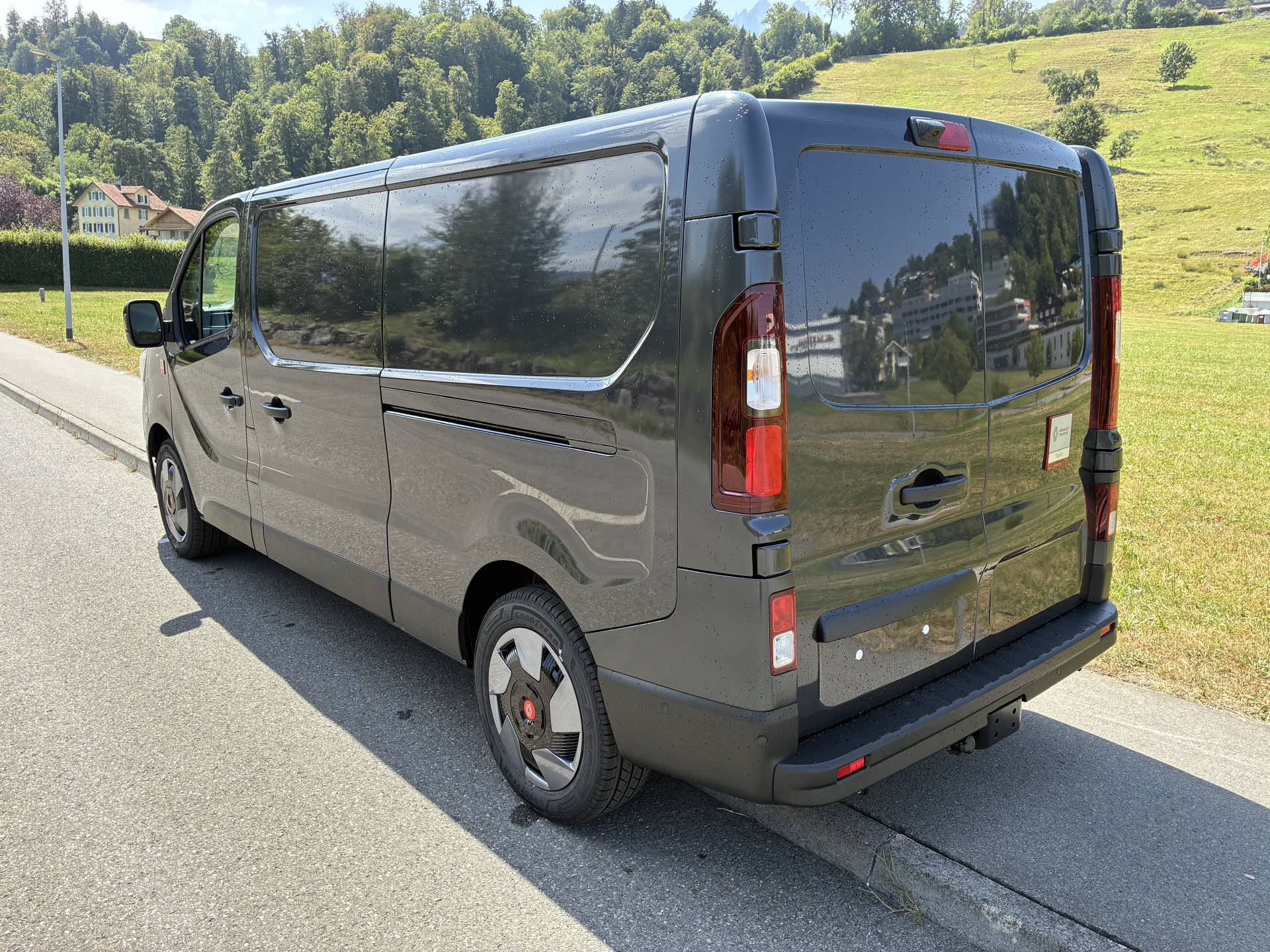 RENAULT Trafic Kaw. 3.0 t L2H1 150 PS Automat-image-2