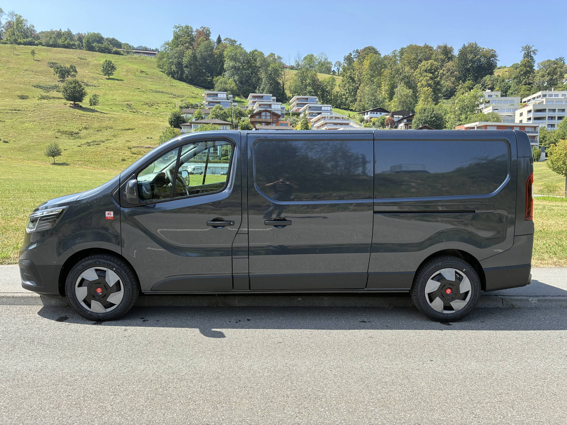 RENAULT Trafic Kaw. 3.0 t L2H1 150 PS Automat-image-4