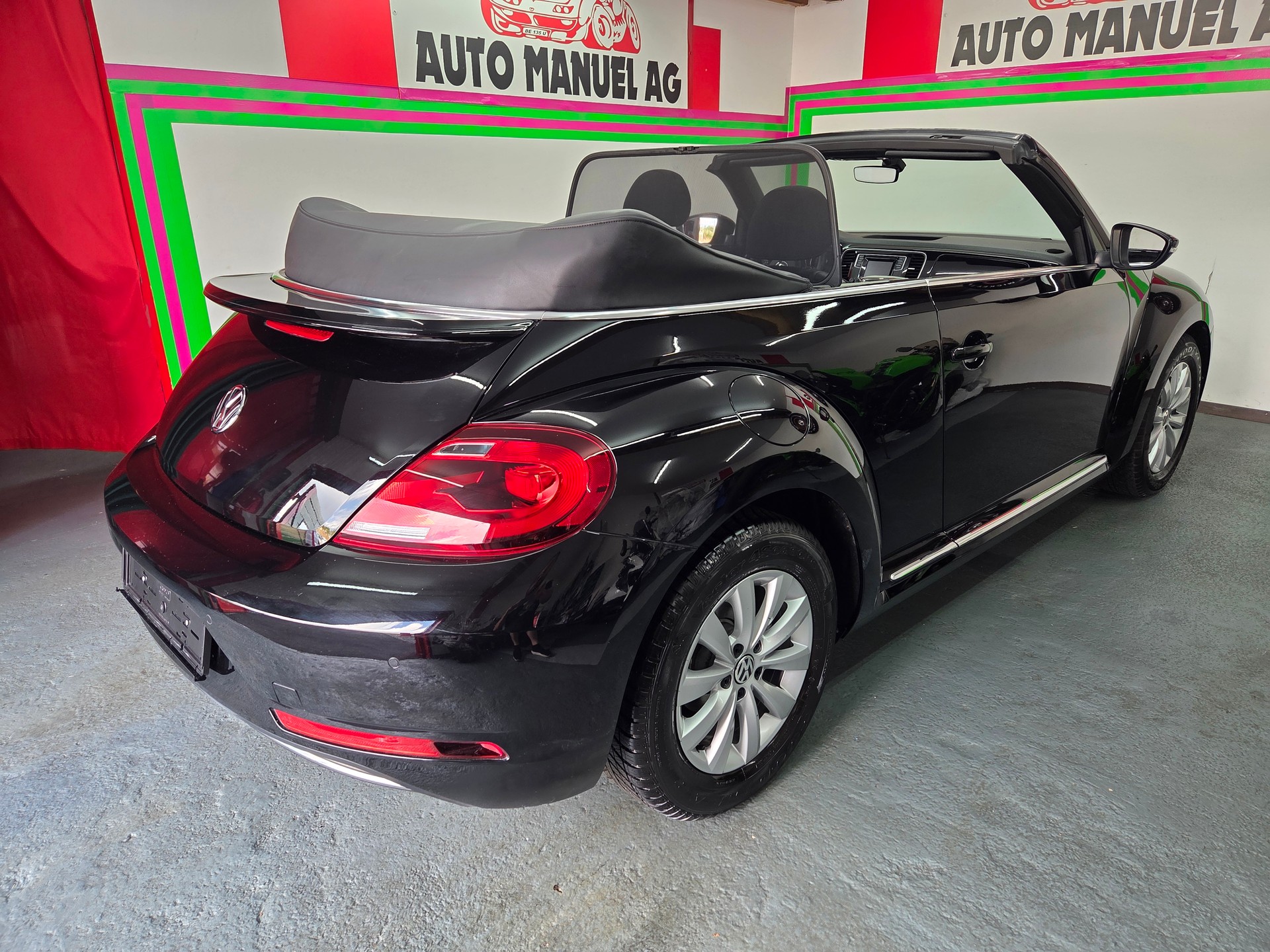 VW Beetle Cabriolet 1.2 TSI BMT Design-image-7