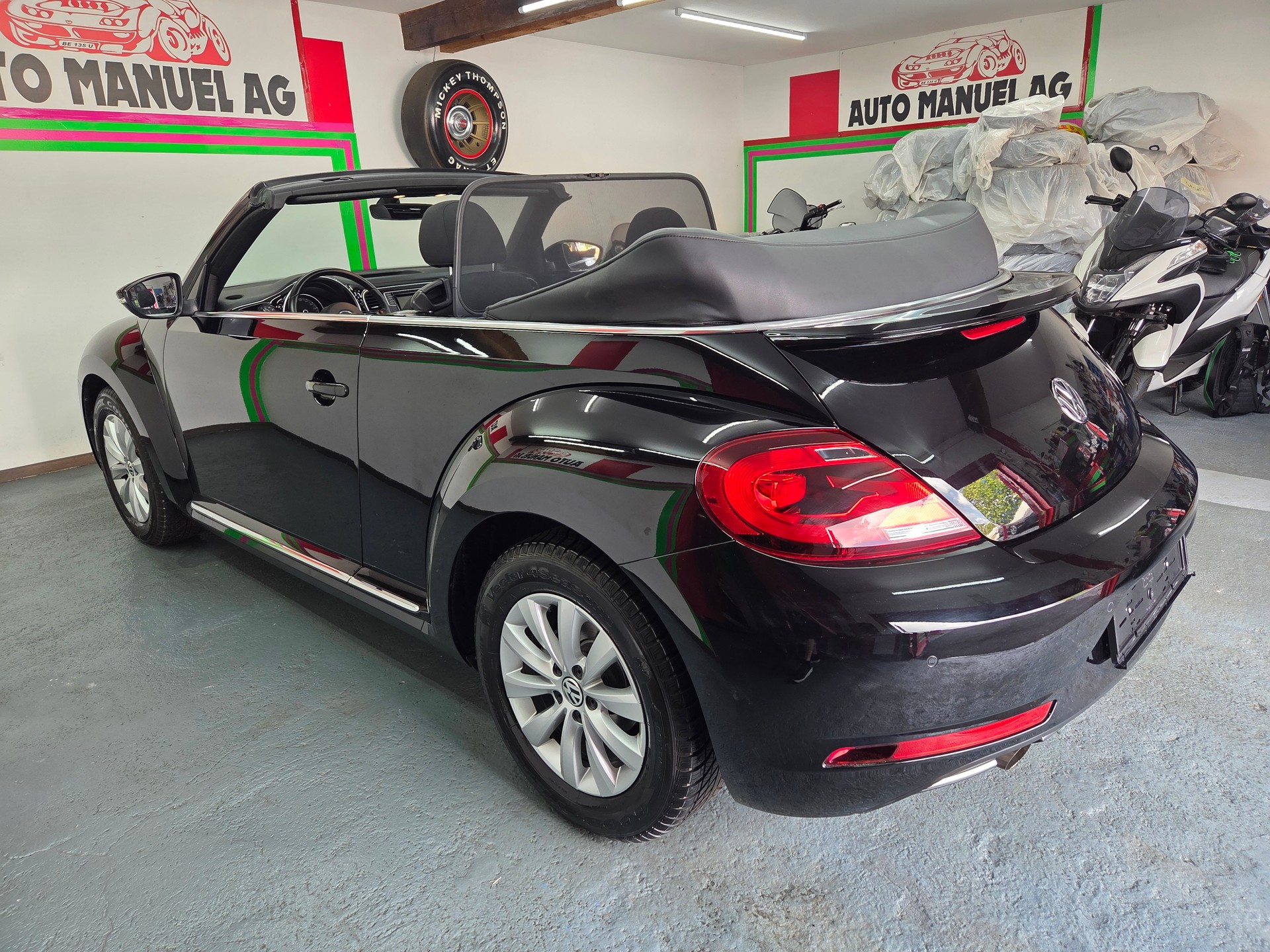 VW Beetle Cabriolet 1.2 TSI BMT Design-image-6