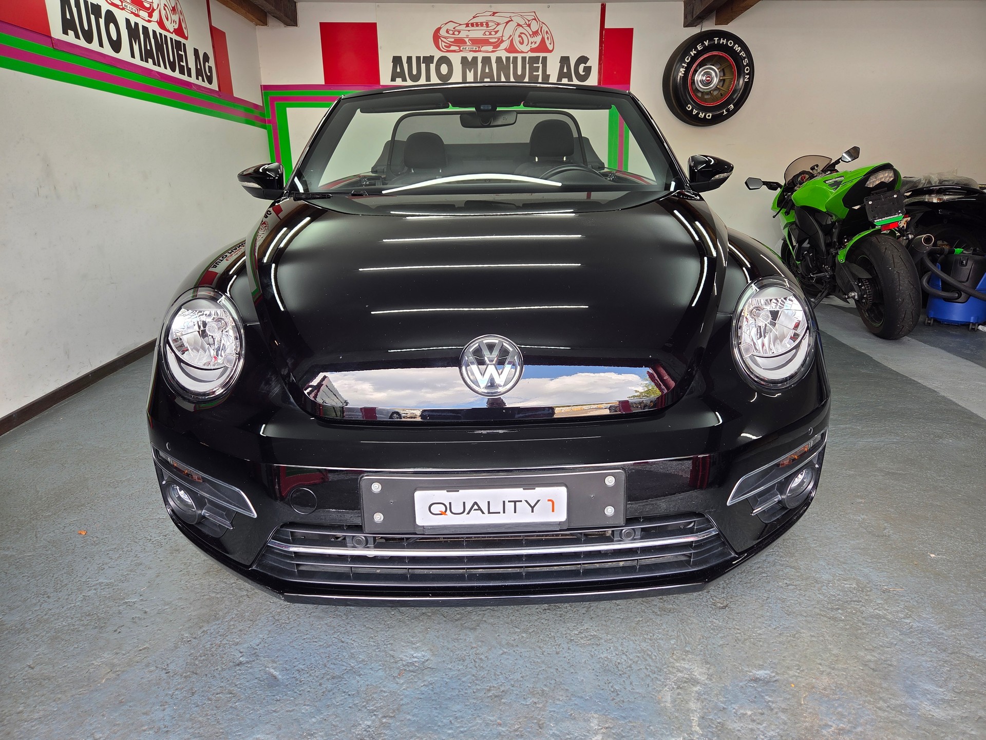 VW Beetle Cabriolet 1.2 TSI BMT Design-image-0