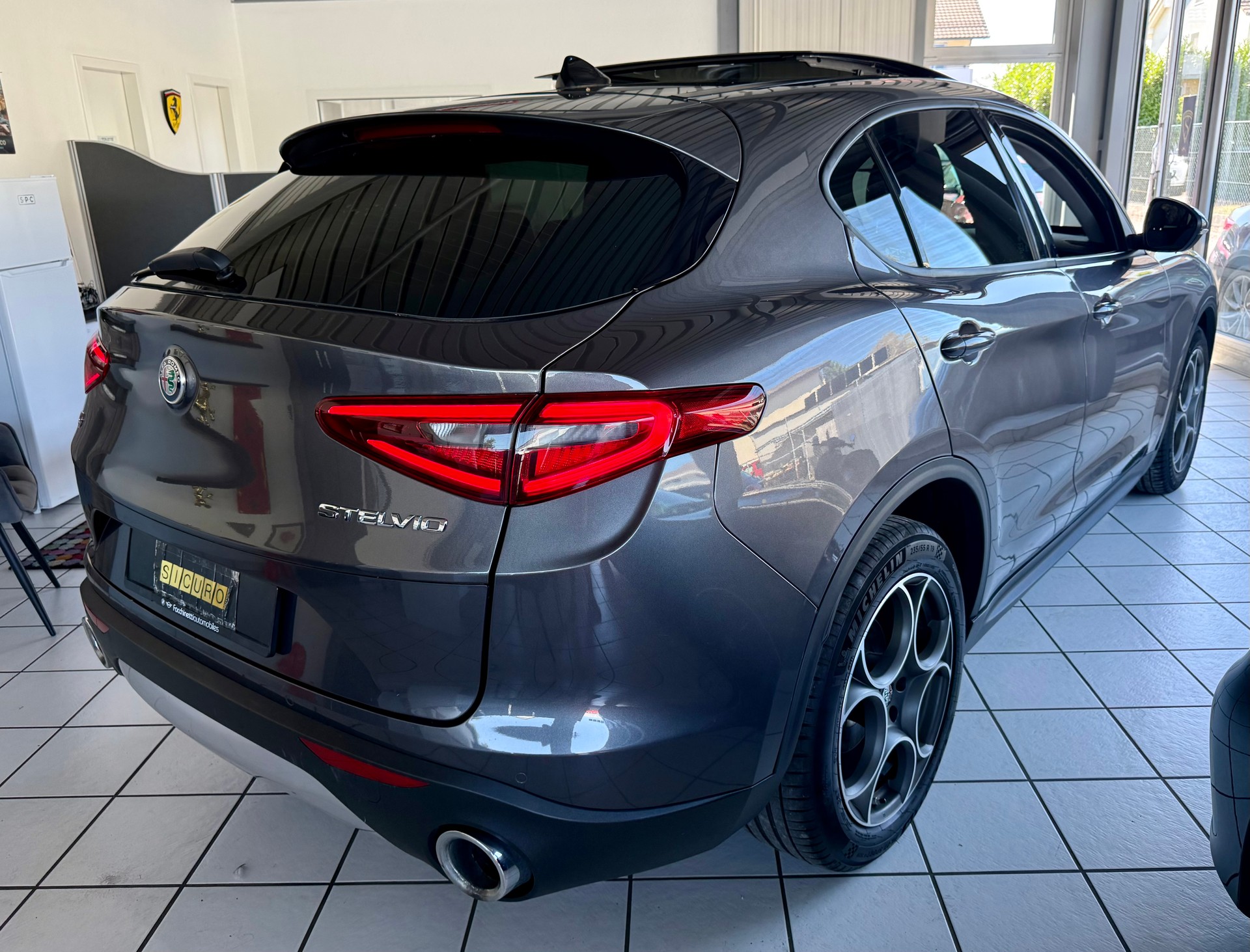 ALFA ROMEO Stelvio 2.2 JTDM Super Q4 Automatic Q4-image-8