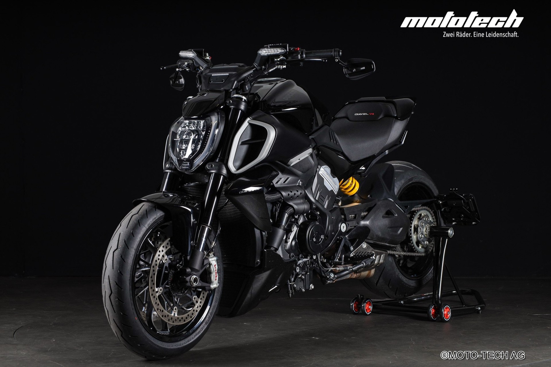 DUCATI Diavel V4-image-5