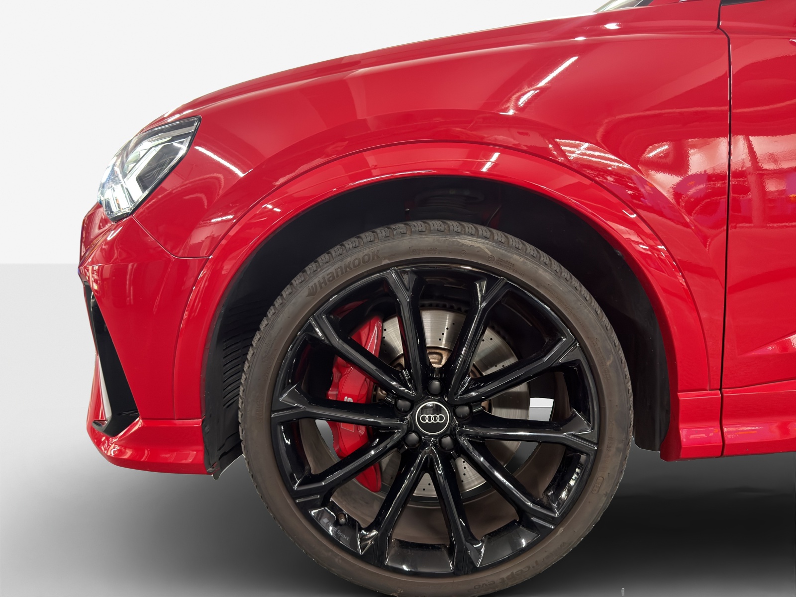AUDI RS Q3 Sportback quattro S tronic-image-12