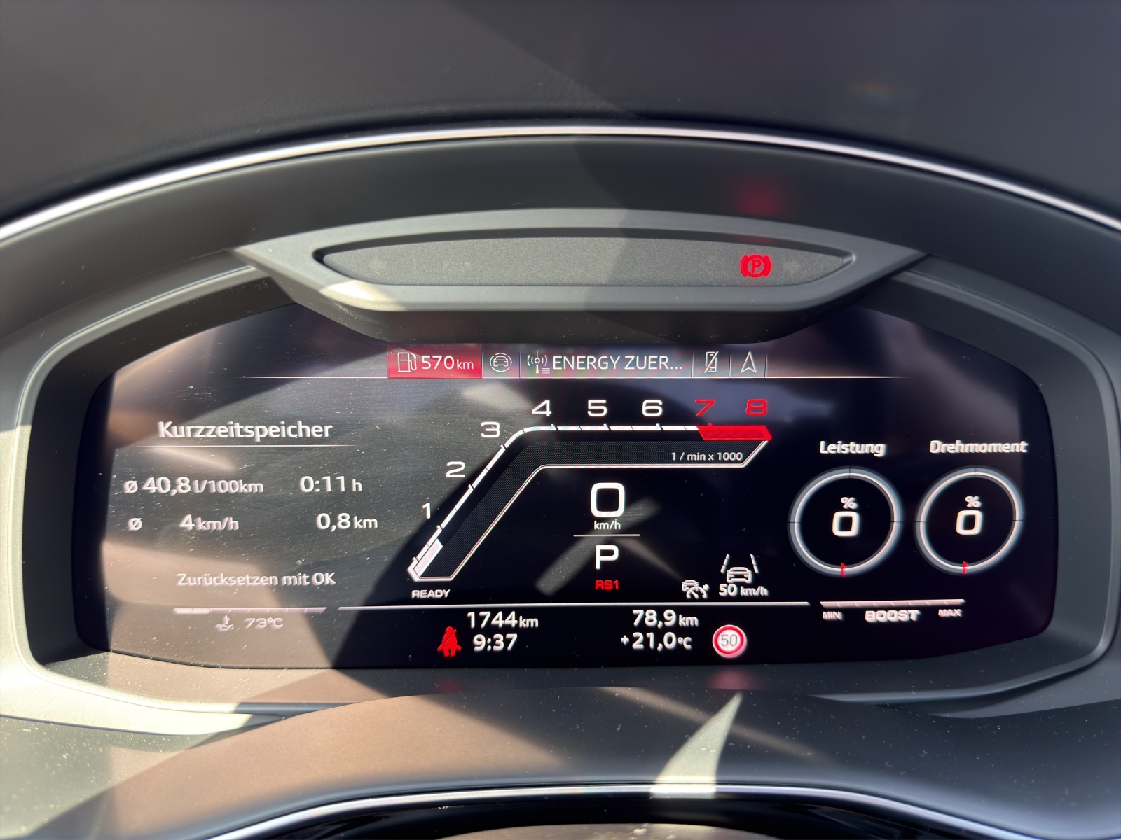 AUDI RSQ8 performance quattro-image-9