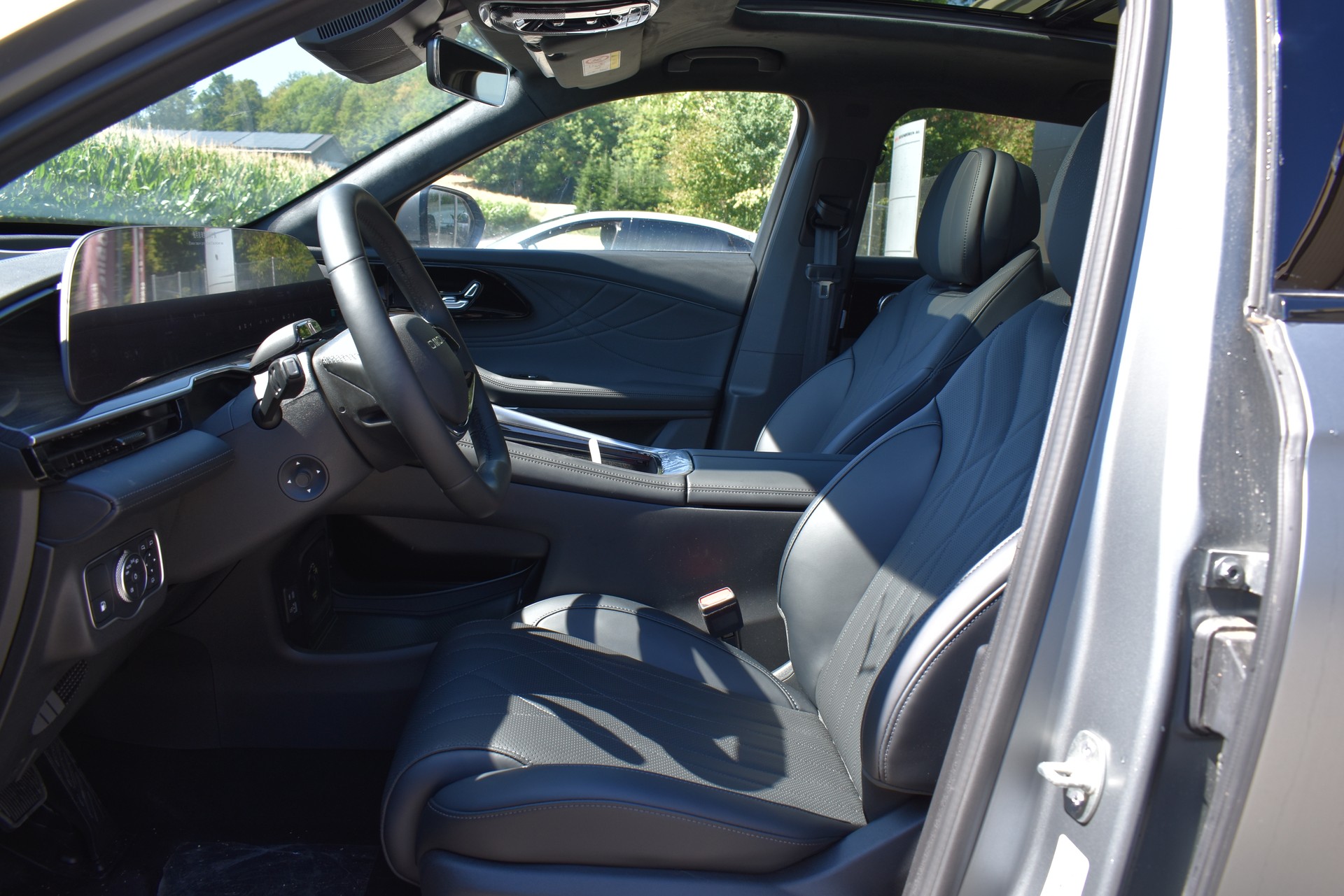 OMODA 9 PHEV SHS Exclusive AWD-image-12