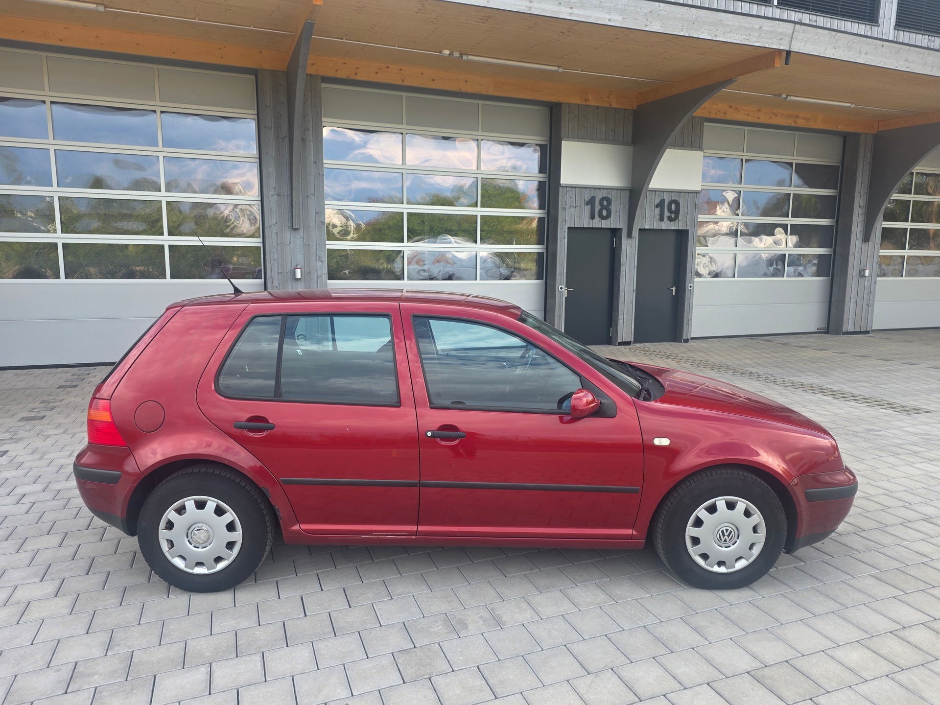 VW Golf 1.6 Comfortline-image-6