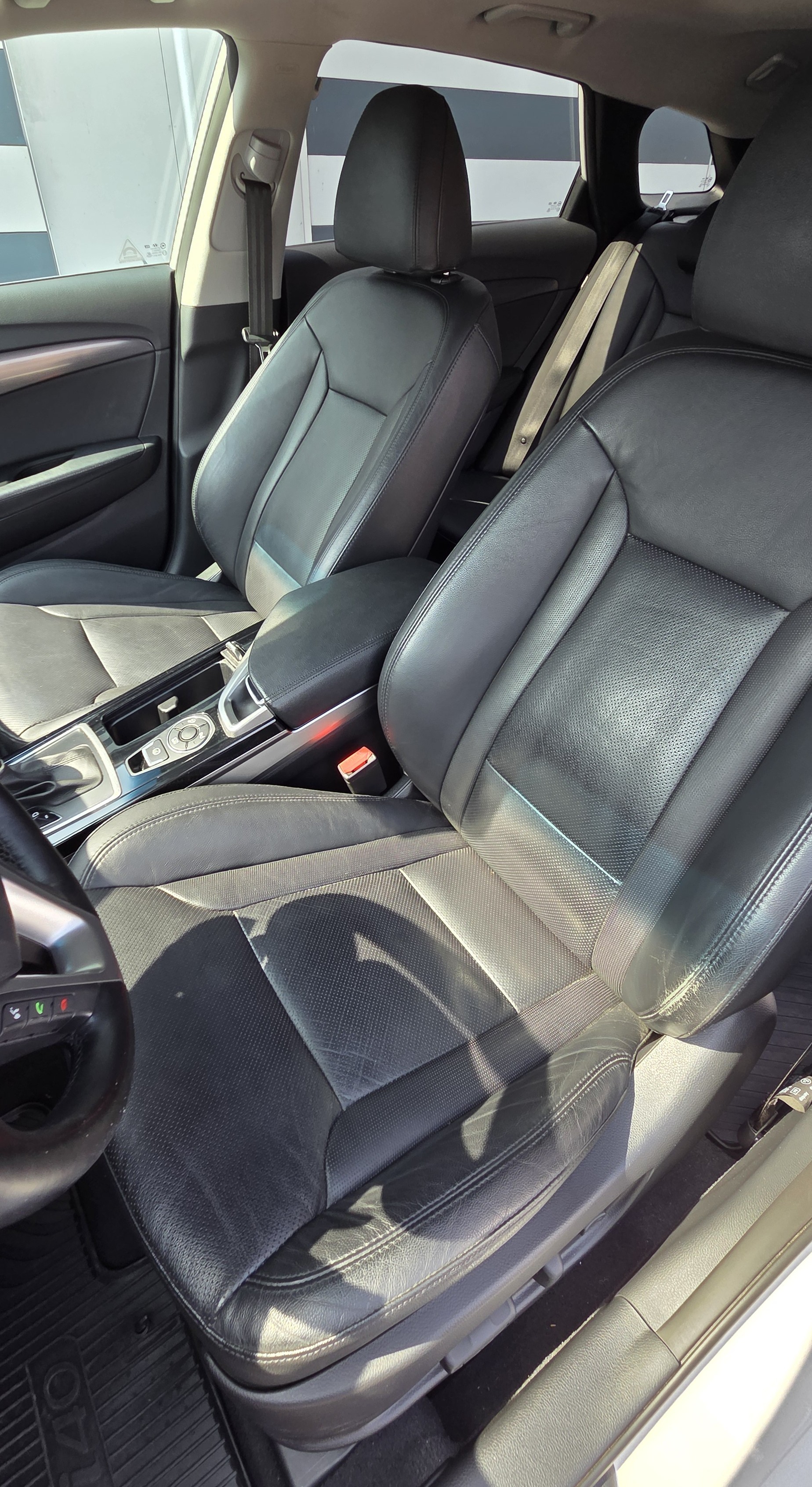 HYUNDAI 2.0 GDi Premium-image-9