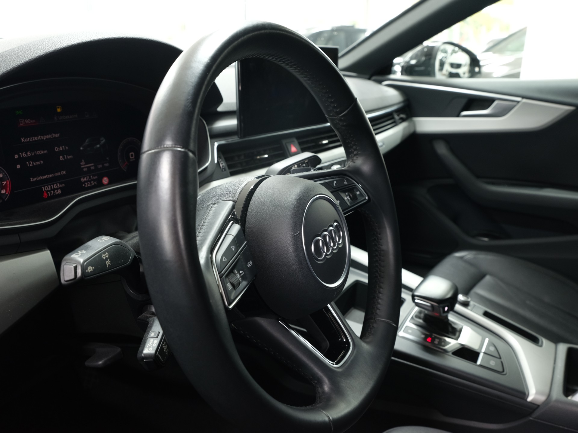AUDI A5 Sportback 45 TFSI S-tronic *S-Line* *Rückfahrkamera* *Memory Paket*-image-21