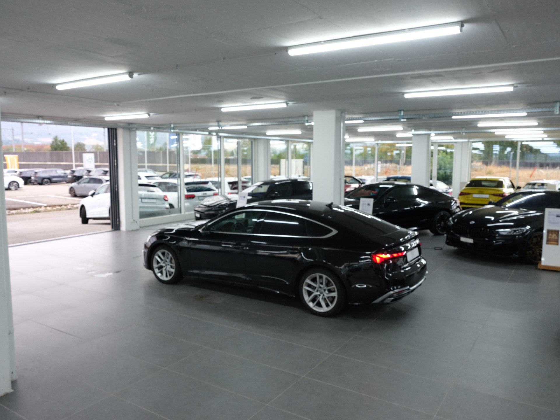 AUDI A5 Sportback 45 TFSI S-tronic *S-Line* *Rückfahrkamera* *Memory Paket*-image-16