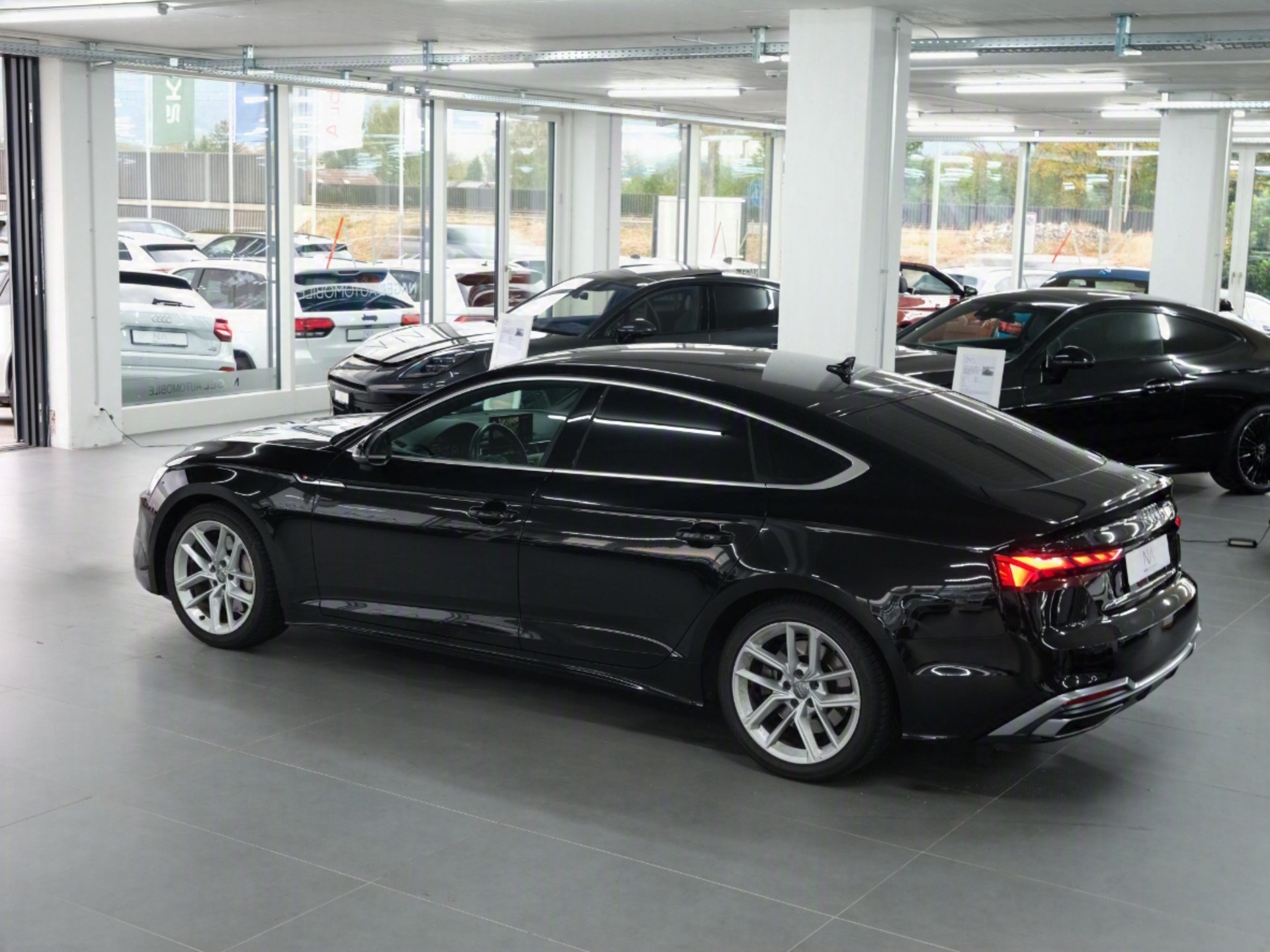 AUDI A5 Sportback 45 TFSI S-tronic *S-Line* *Rückfahrkamera* *Memory Paket*-image-17