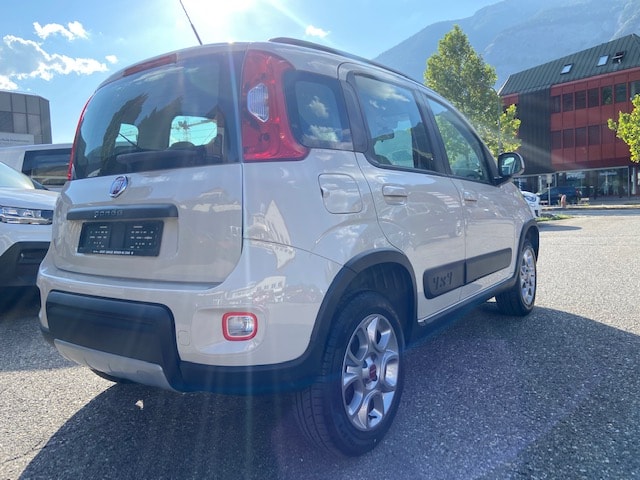 FIAT Panda 0.9 Twinair Turbo Climbing 4x4-image-2