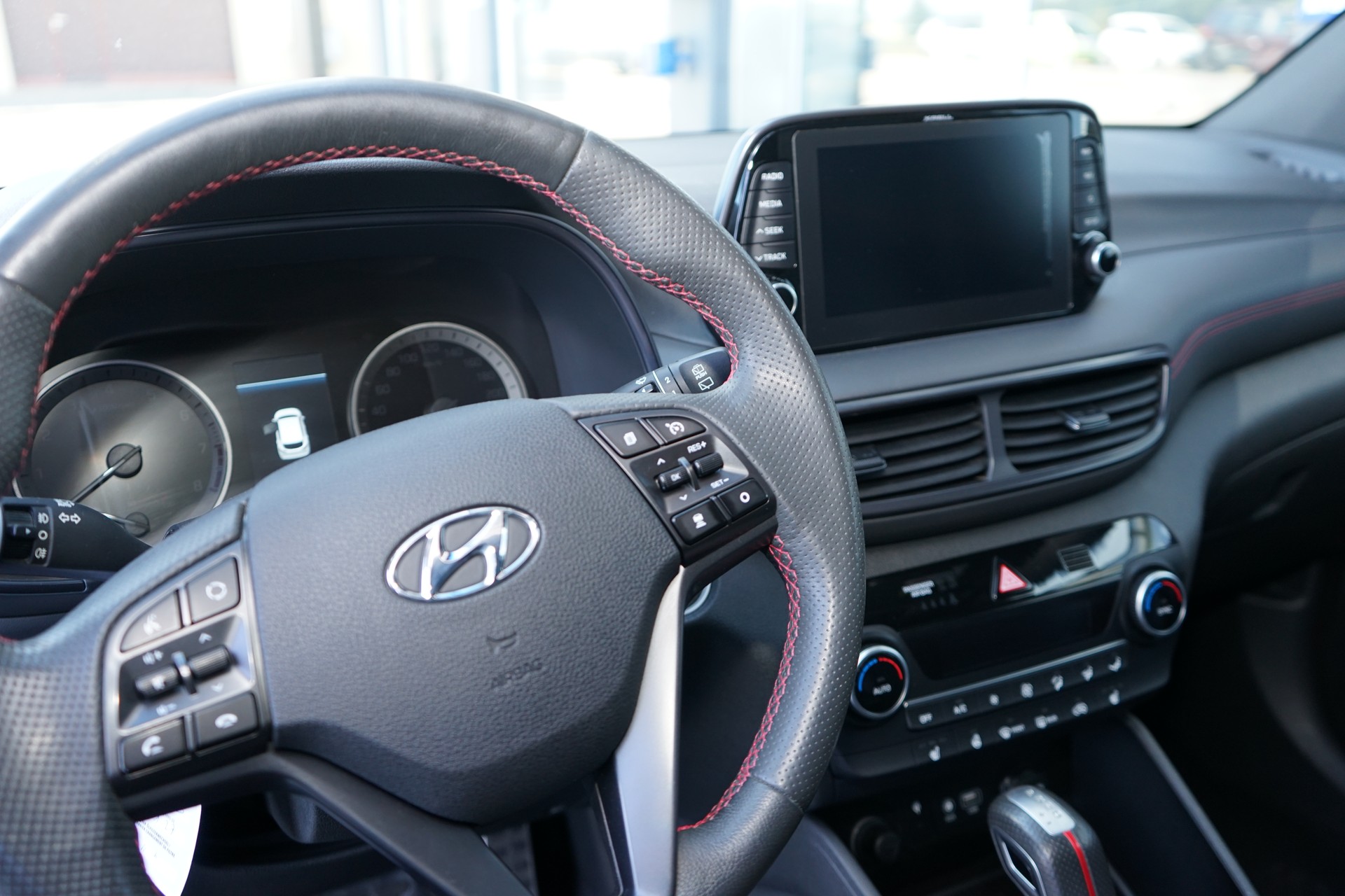 HYUNDAI Tucson 1.6 TGDI N-Line 4WD DCT-image-11