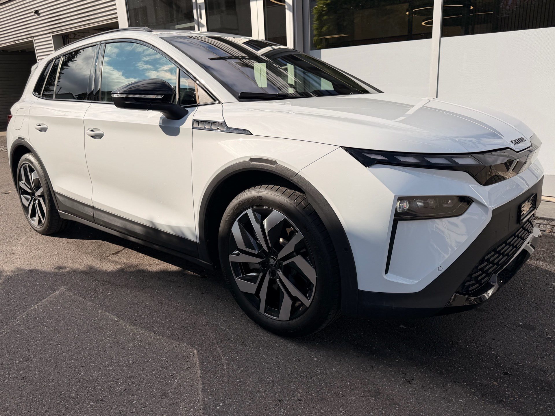 SKODA Elroq 85 Sportline *** TOP AUSSTATTUNG ***-image-2
