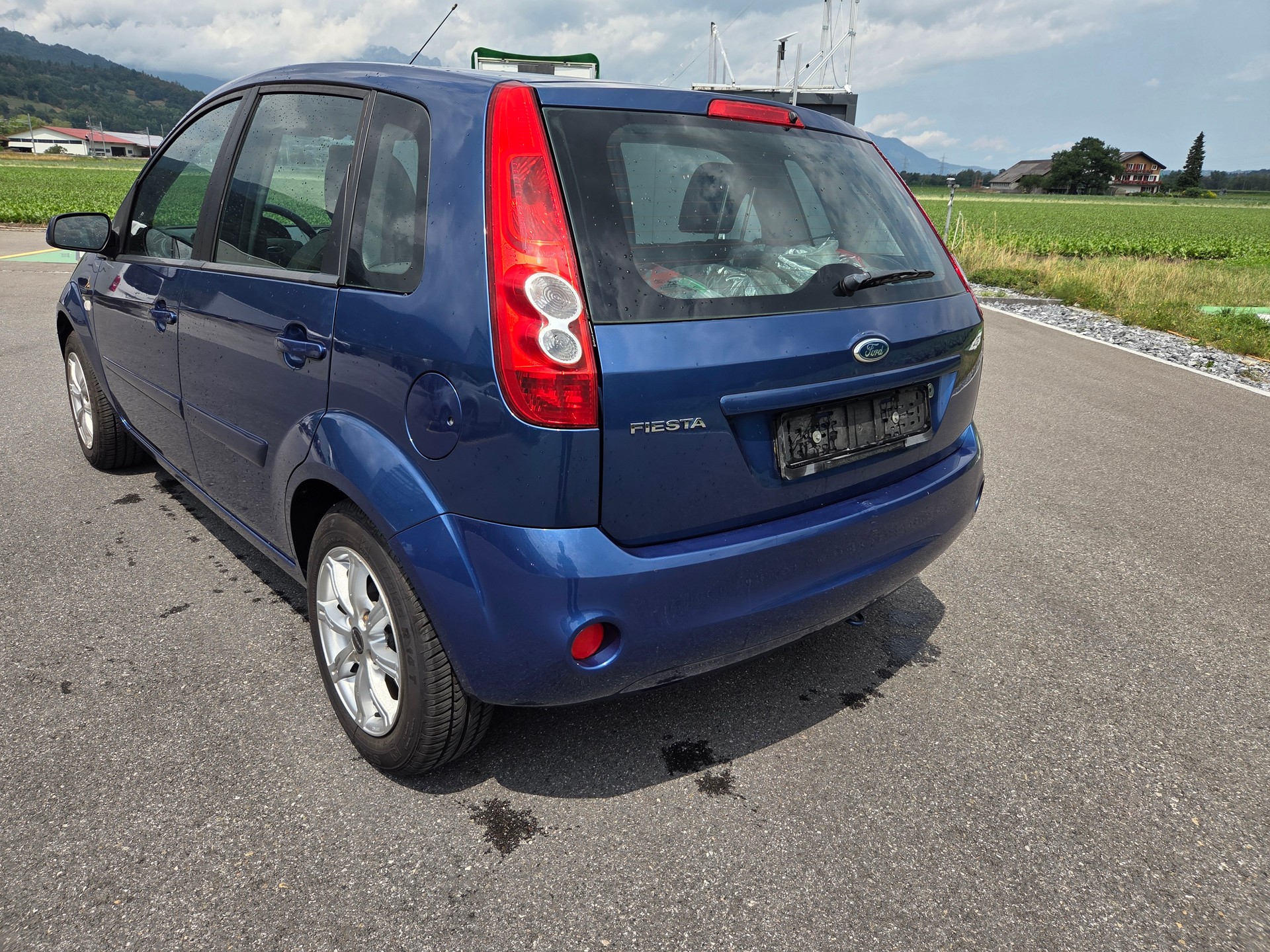 FORD FIESTA-image-5