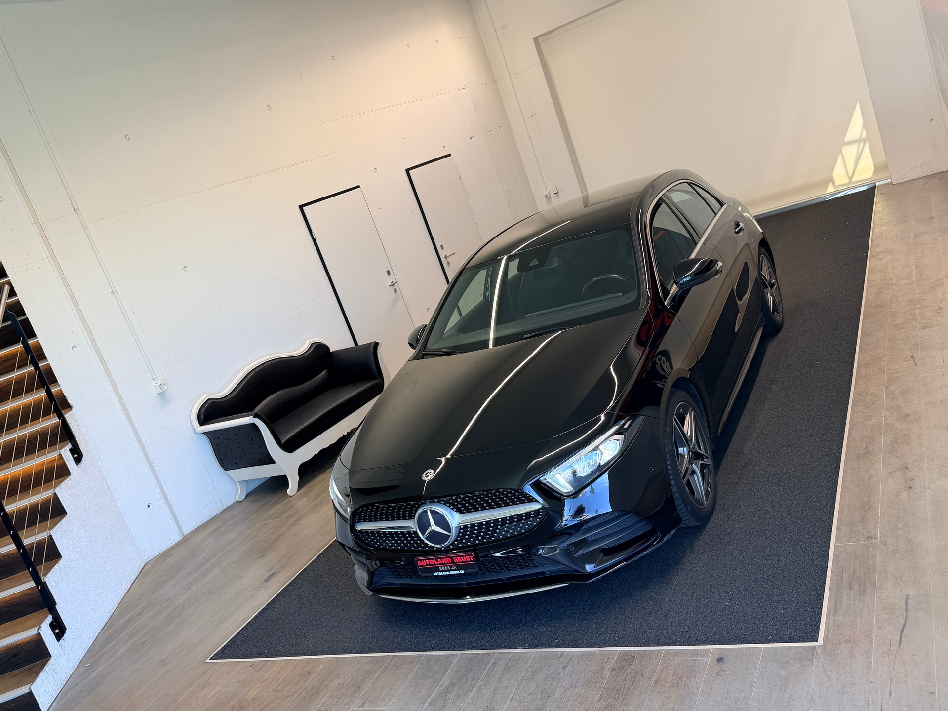 MERCEDES-BENZ A 200 AMG Line 7G-DCT-showroom-element-3